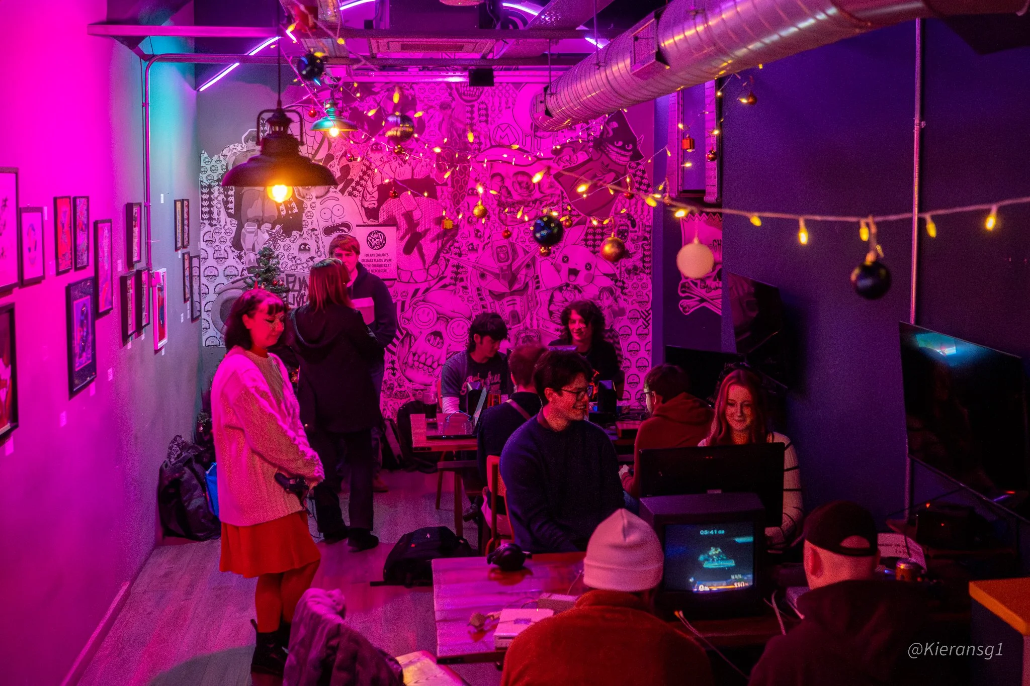 Redd's Black Market #1-27.jpg