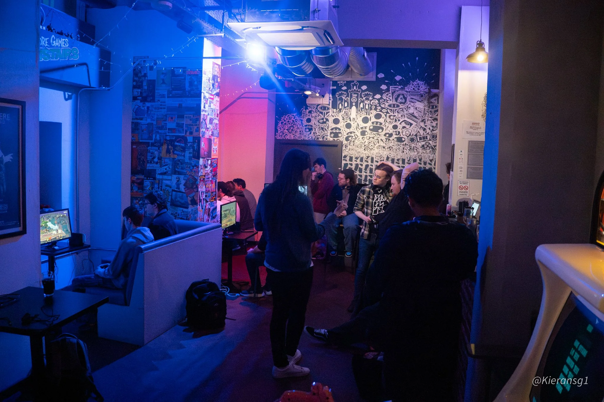 Redd's Black Market #3-10.jpg