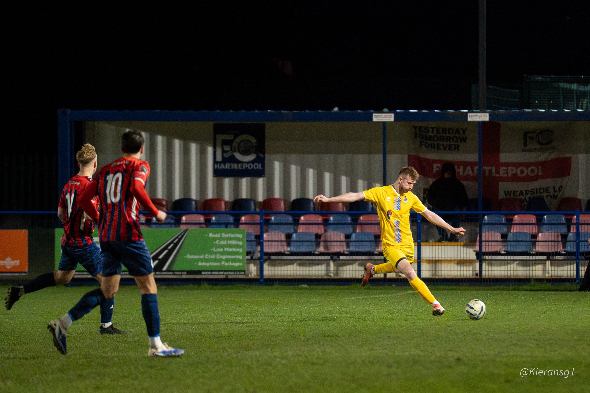FC Hartlepool vs Jarrow FC -35.jpg