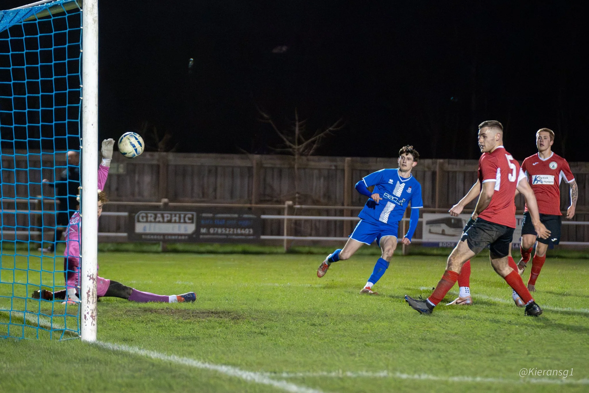 Jarrow FC vs West Allotment Celtic-15.jpg