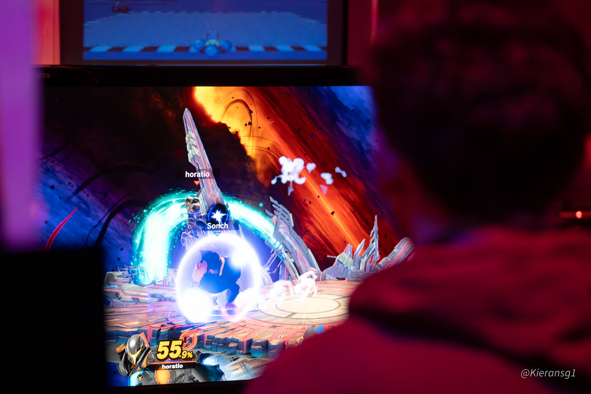 Redd's Black Market #3-2.jpg