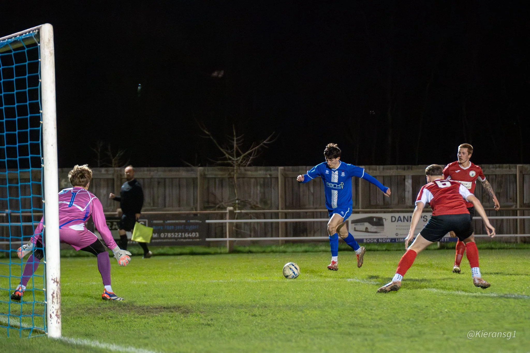 Jarrow FC vs West Allotment Celtic-11.jpg