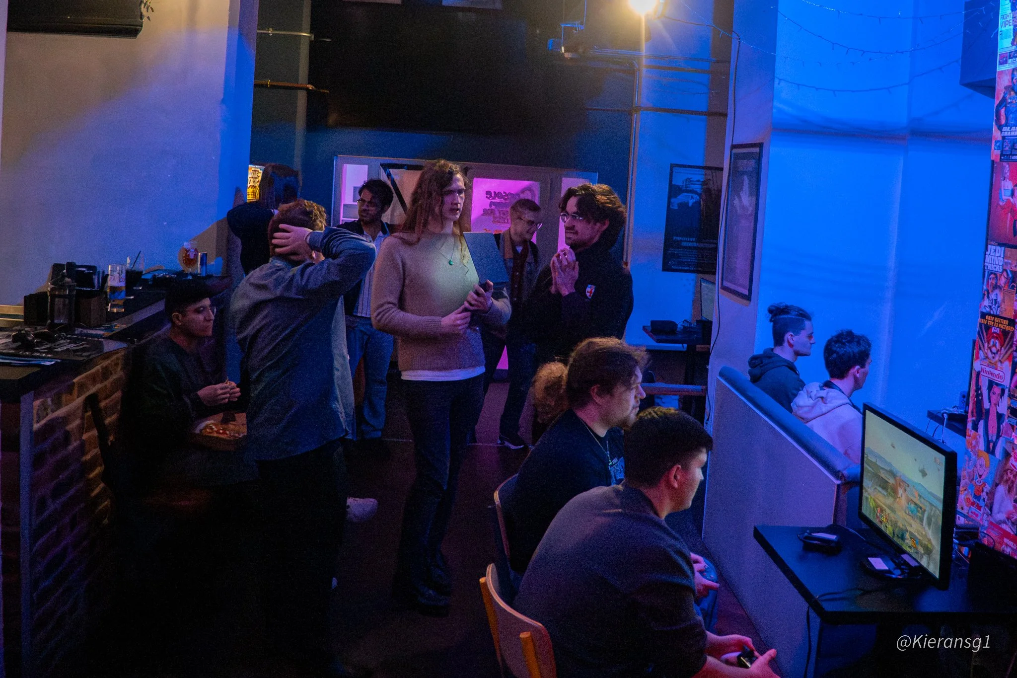 Redd's Black Market #2-01.jpg