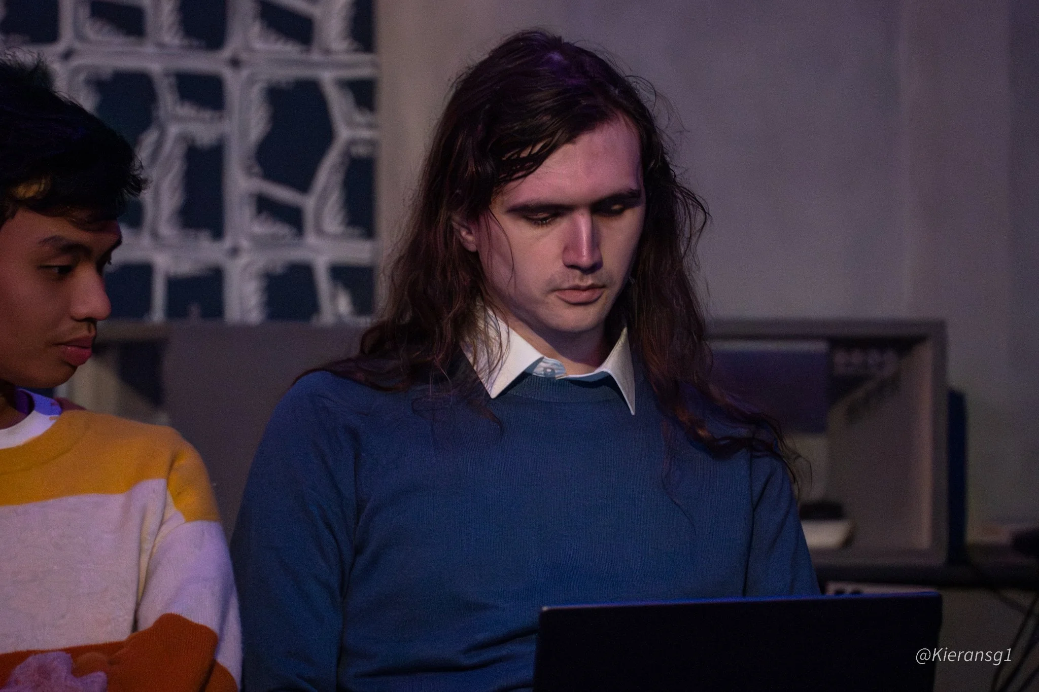 Redd's Black Market #3-5.jpg