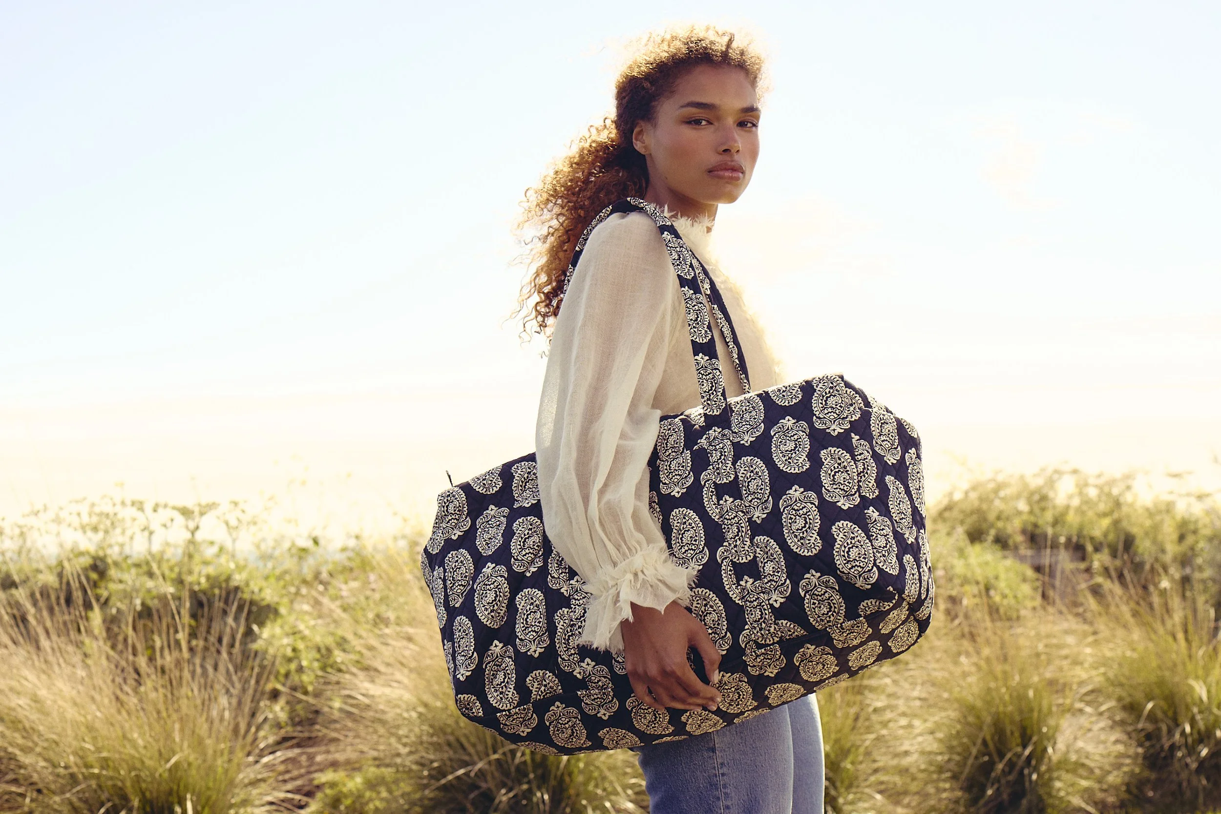 VB_Location_S19_Large Original Duffle_0079.jpg