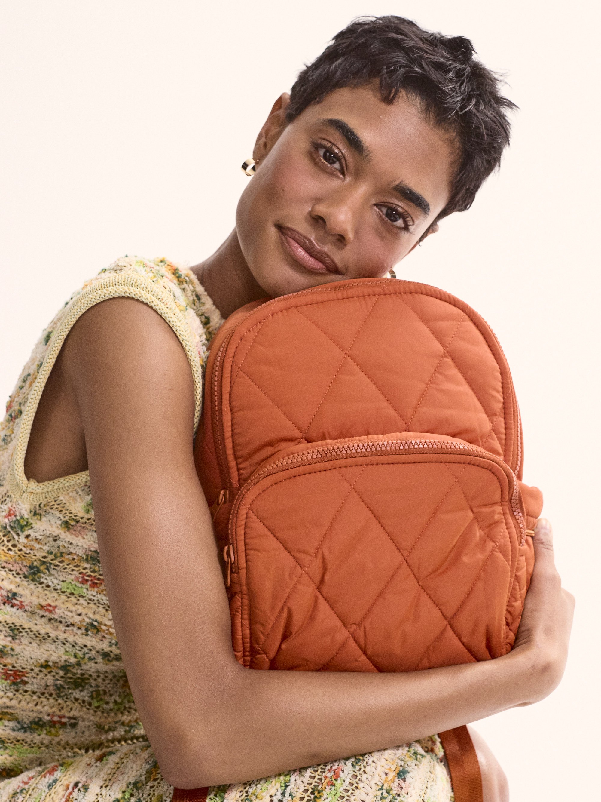 VB_Studio_S09_Small Banbury Backpack_0441.jpg