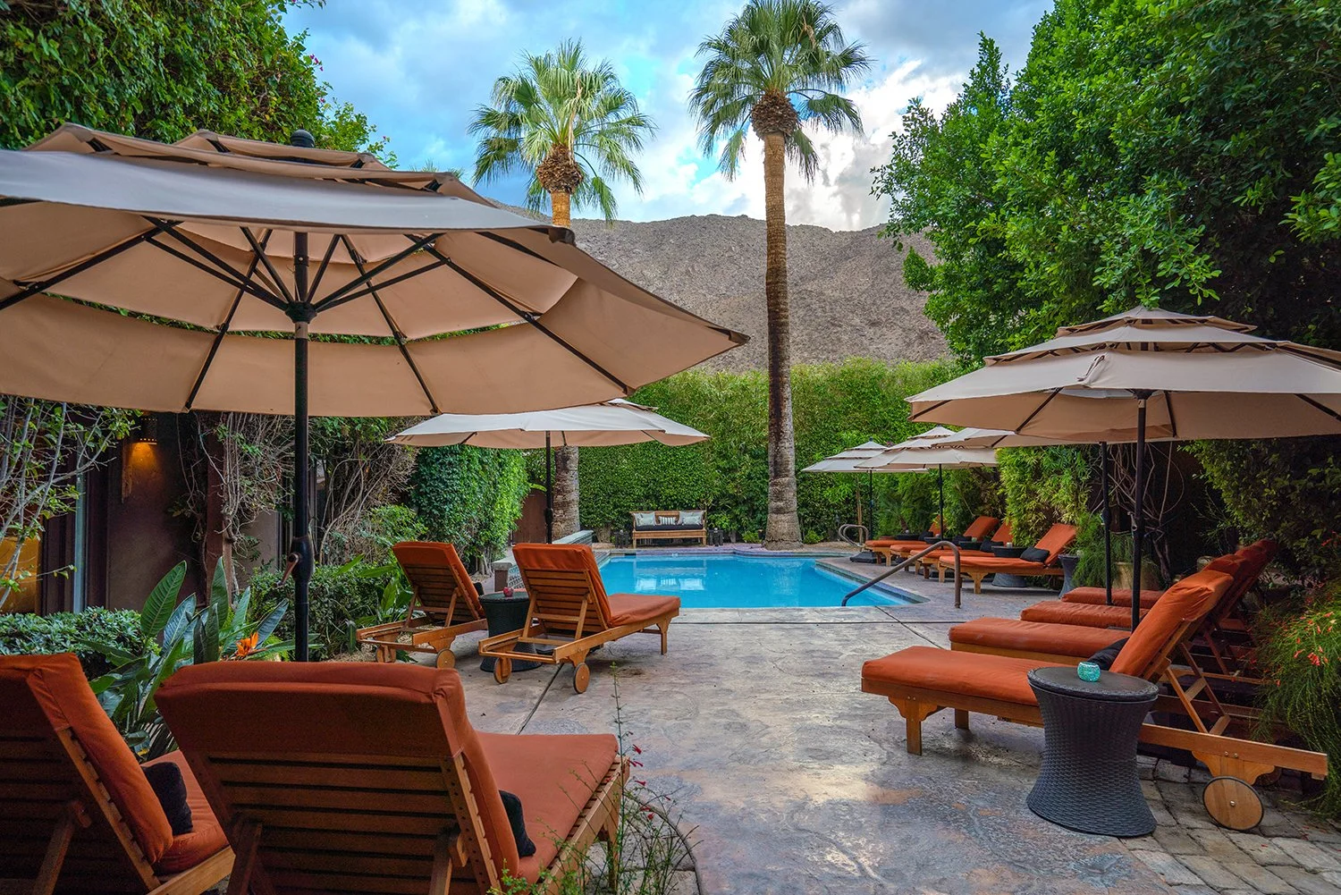 Talavera-Palm-Springs-Hotel-Special-Events-Pool-Lounge-Chairs.jpg