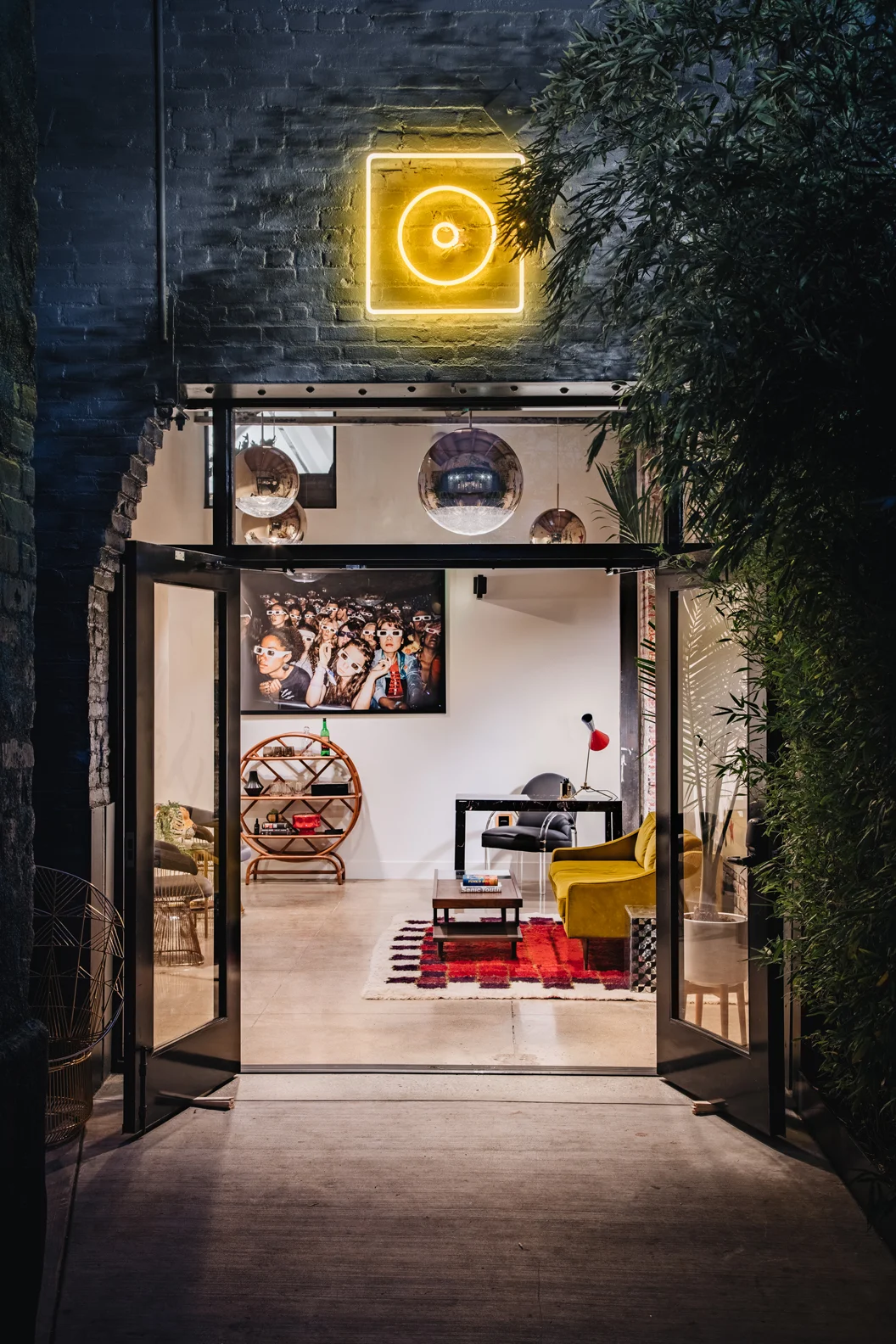 Architecture for Gold Diggers Sound recording studio in East Hollywood, entry with neon sign