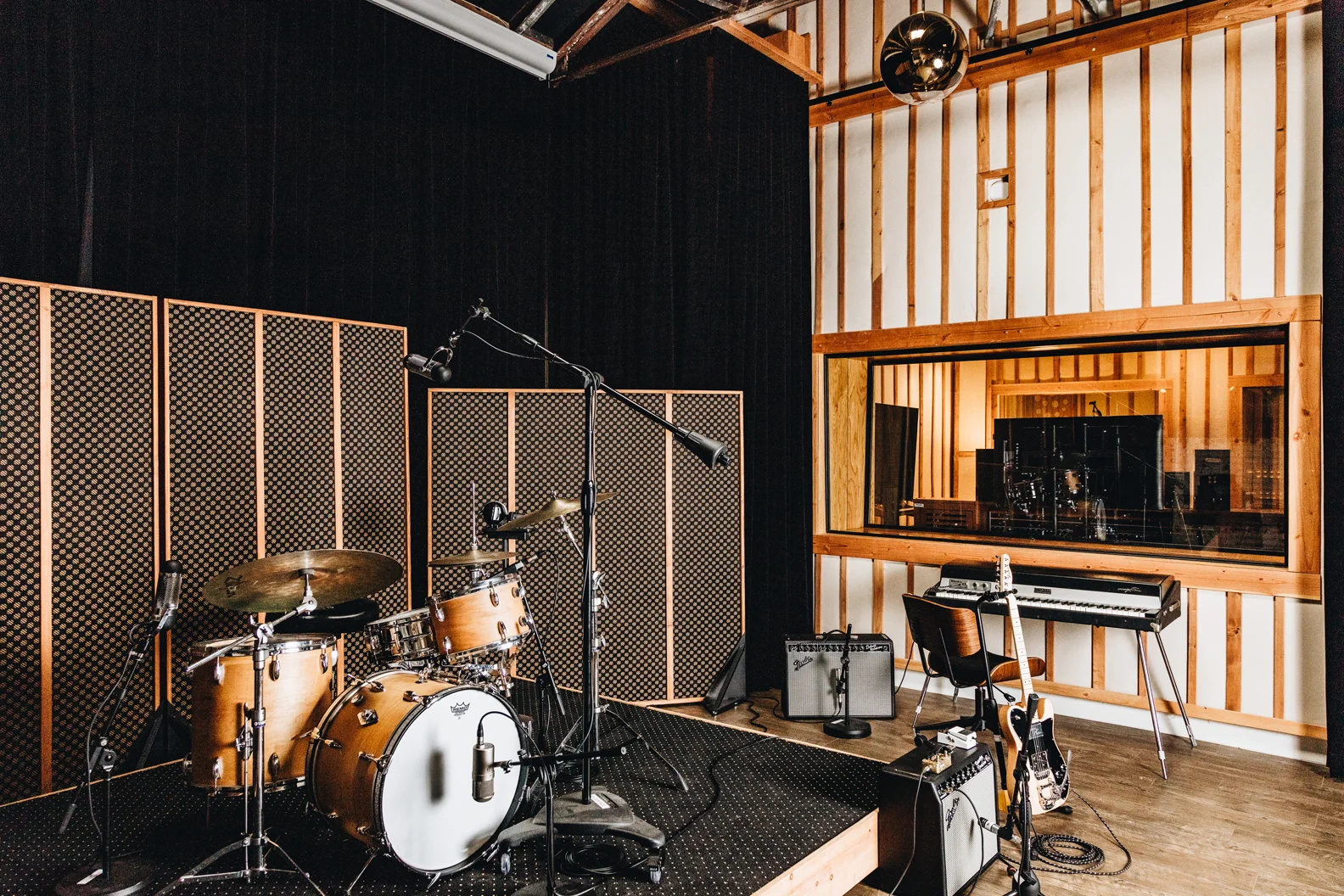 Architecture for Gold Diggers Sound recording studio in East Hollywood, performance and rehearsal space, original brick wall