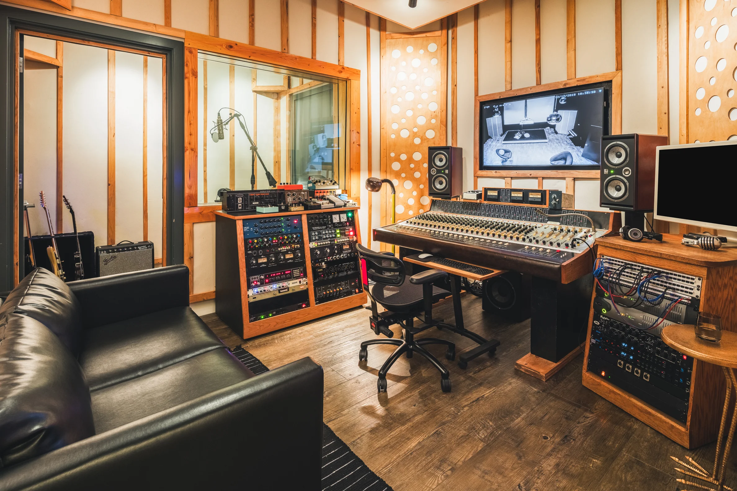 Architecture for Gold Diggers Sound recording studio in East Hollywood, recording studio