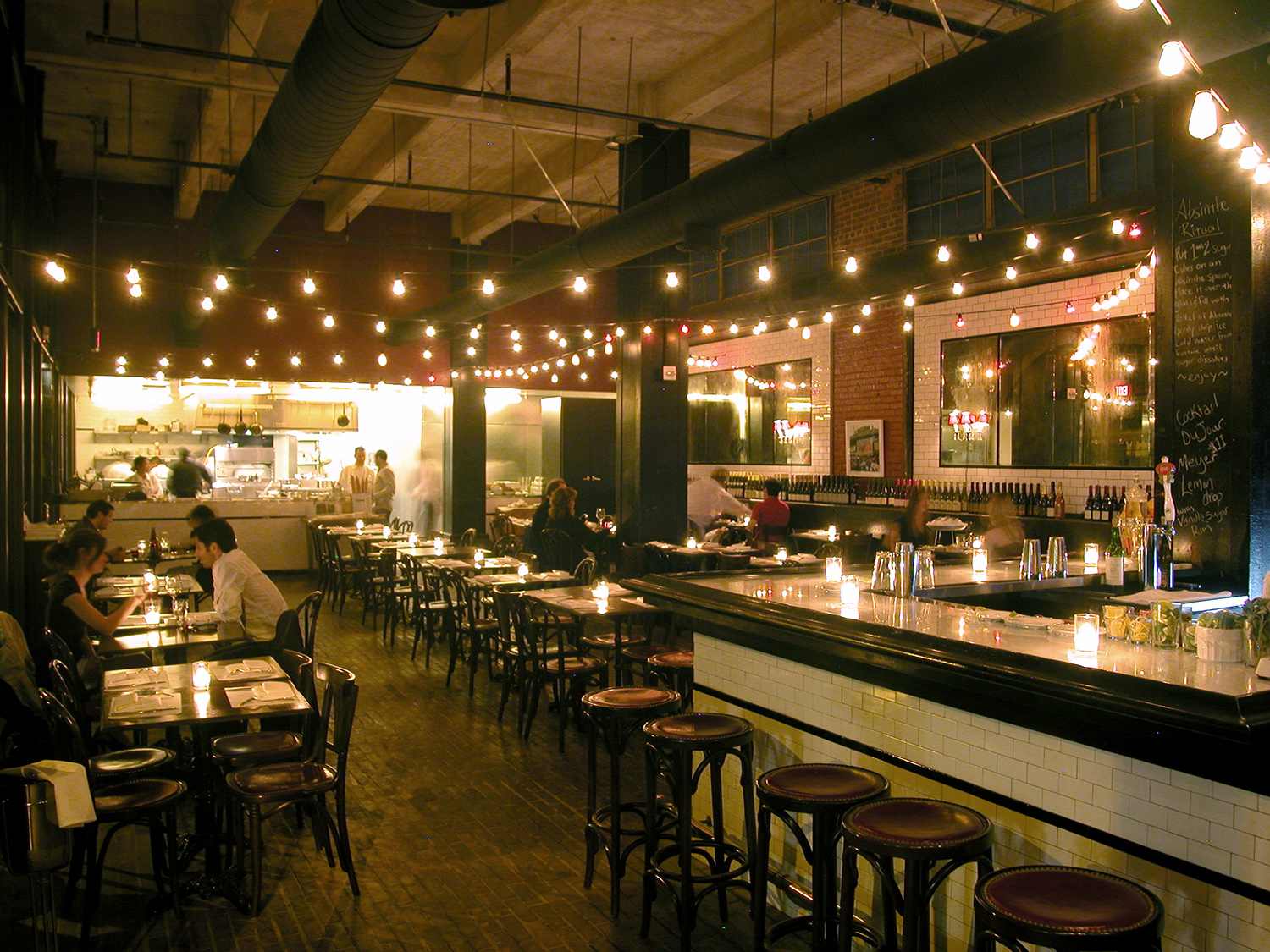 Architecture of Church & State restaurant in the Arts District, L.A., Biscuit Company lofts, long view