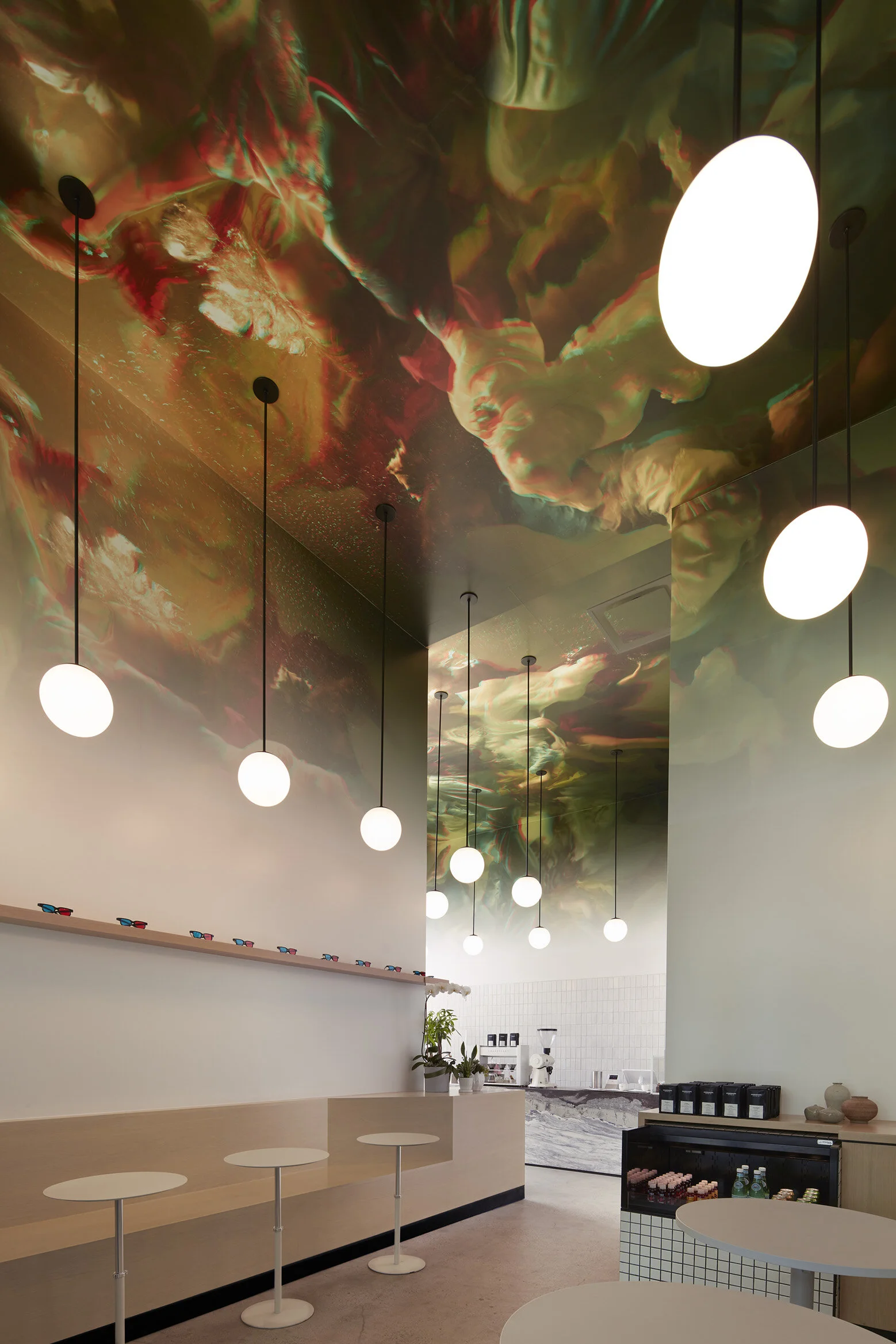 Architecture of Stereoscope Coffee Bar Newport Beach, long view