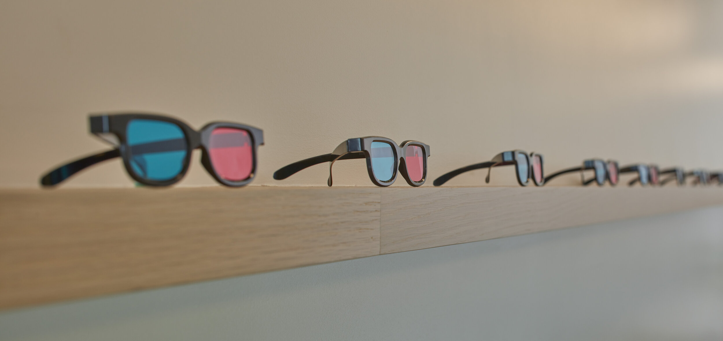 Architecture of Stereoscope Coffee Bar Newport Beach, 3D Glasses