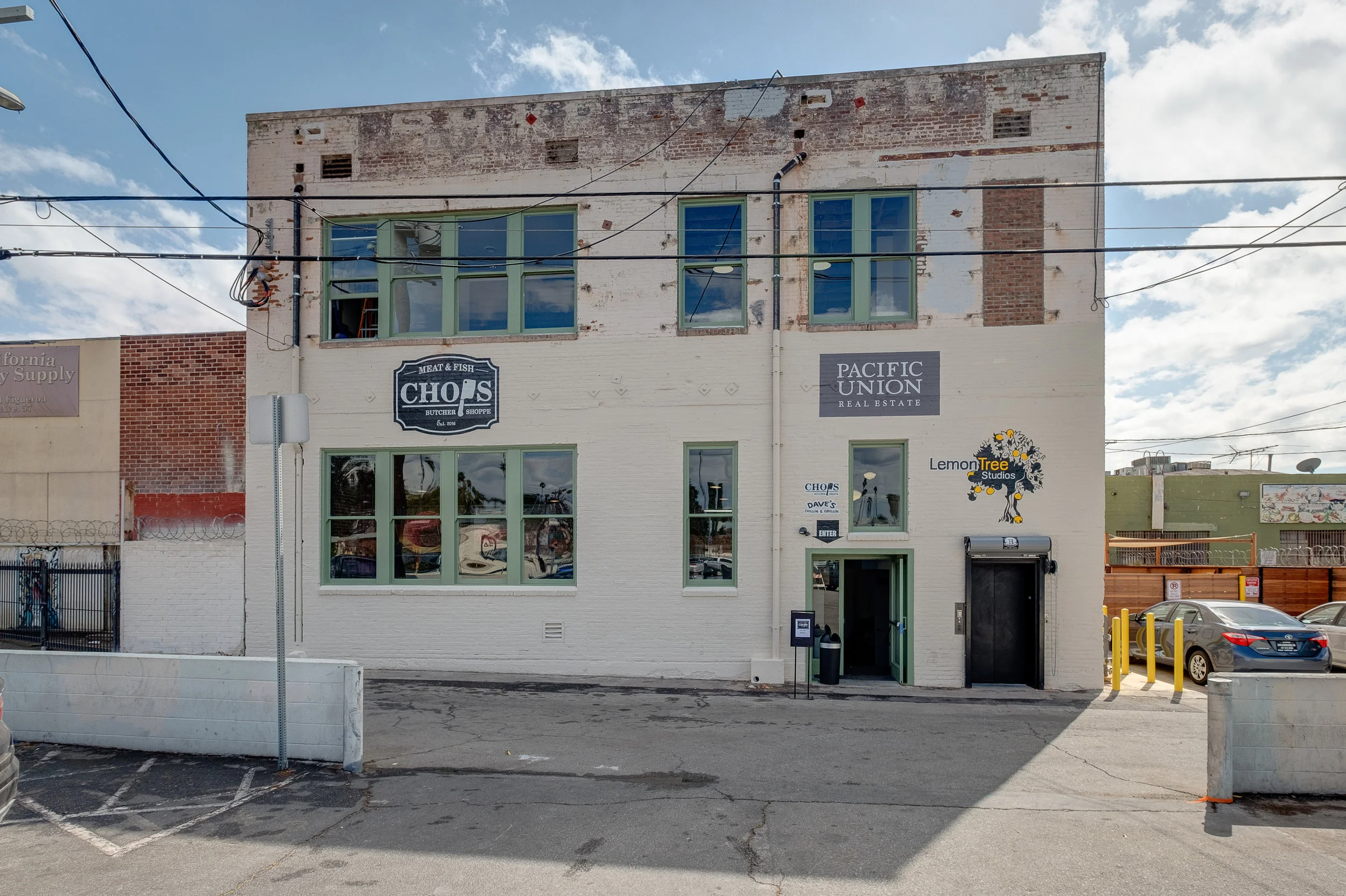 Architecture and renovation of Frank's Building in Highland Park, rear facade