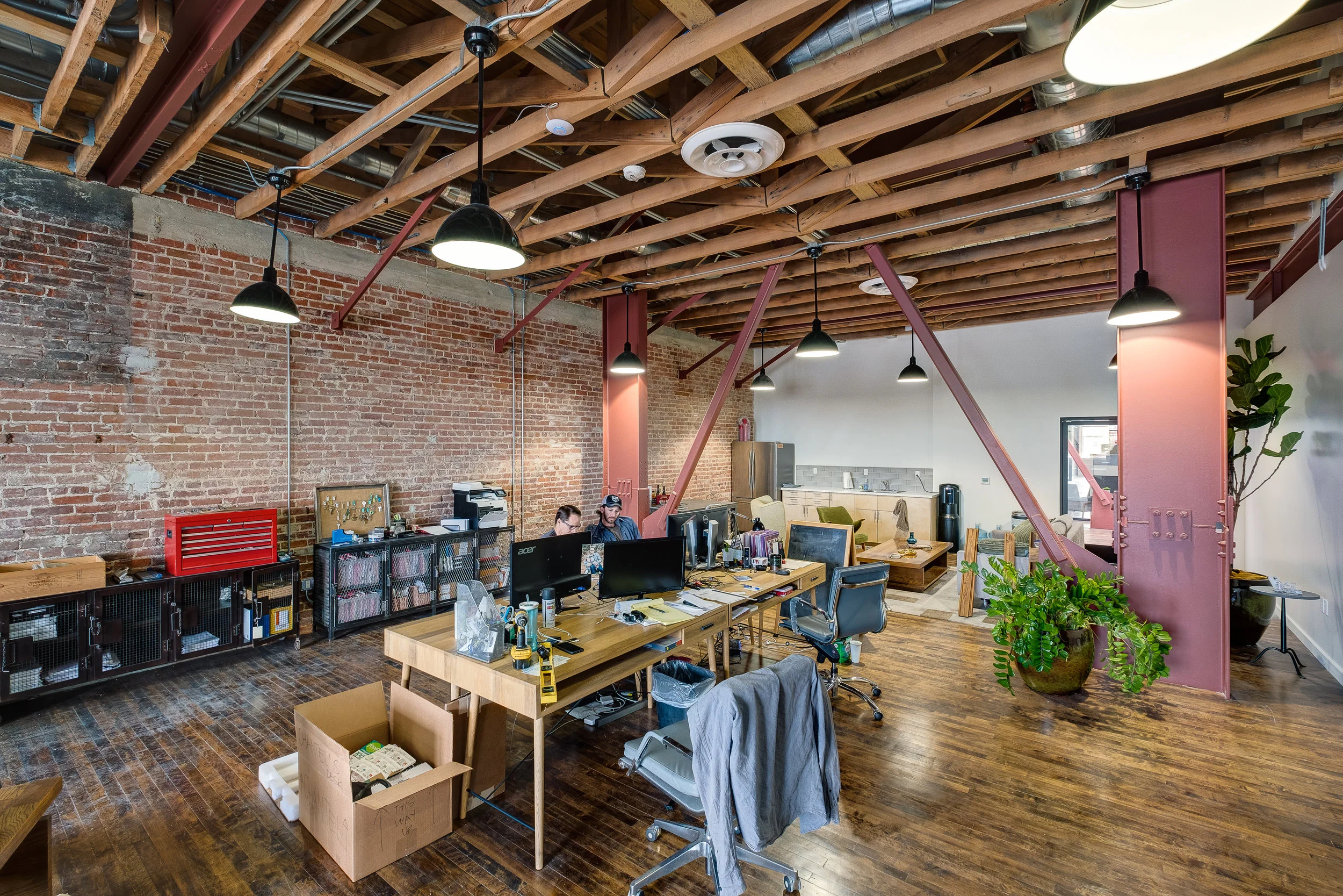 Architecture and renovation of Frank's Building in Highland Park, tenant improvement for open plan studio office