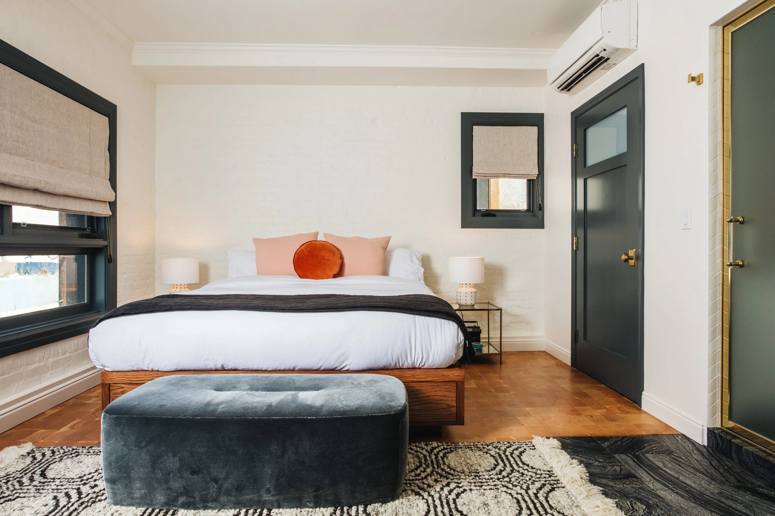 Architecture of Gold-Diggers Hotel, bedroom