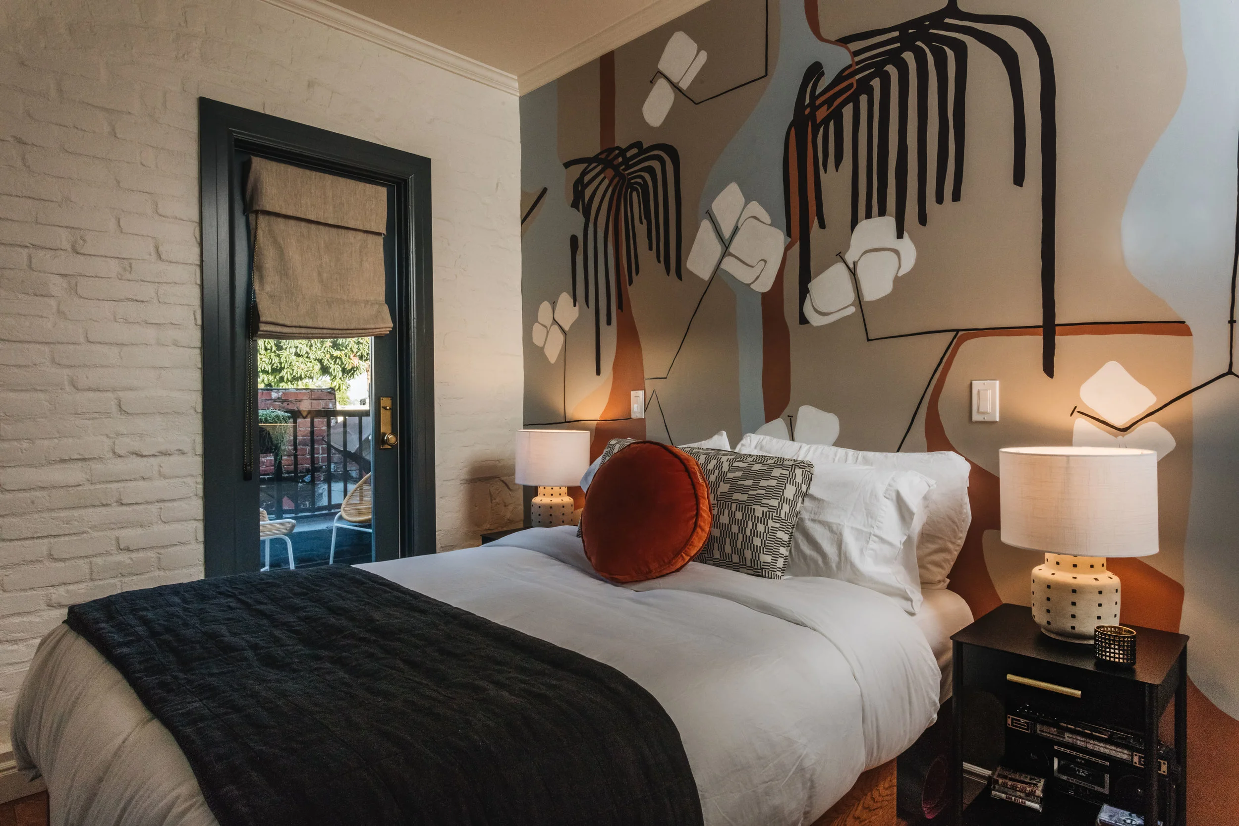 
Architecture of Gold-Diggers Hotel, bedroom