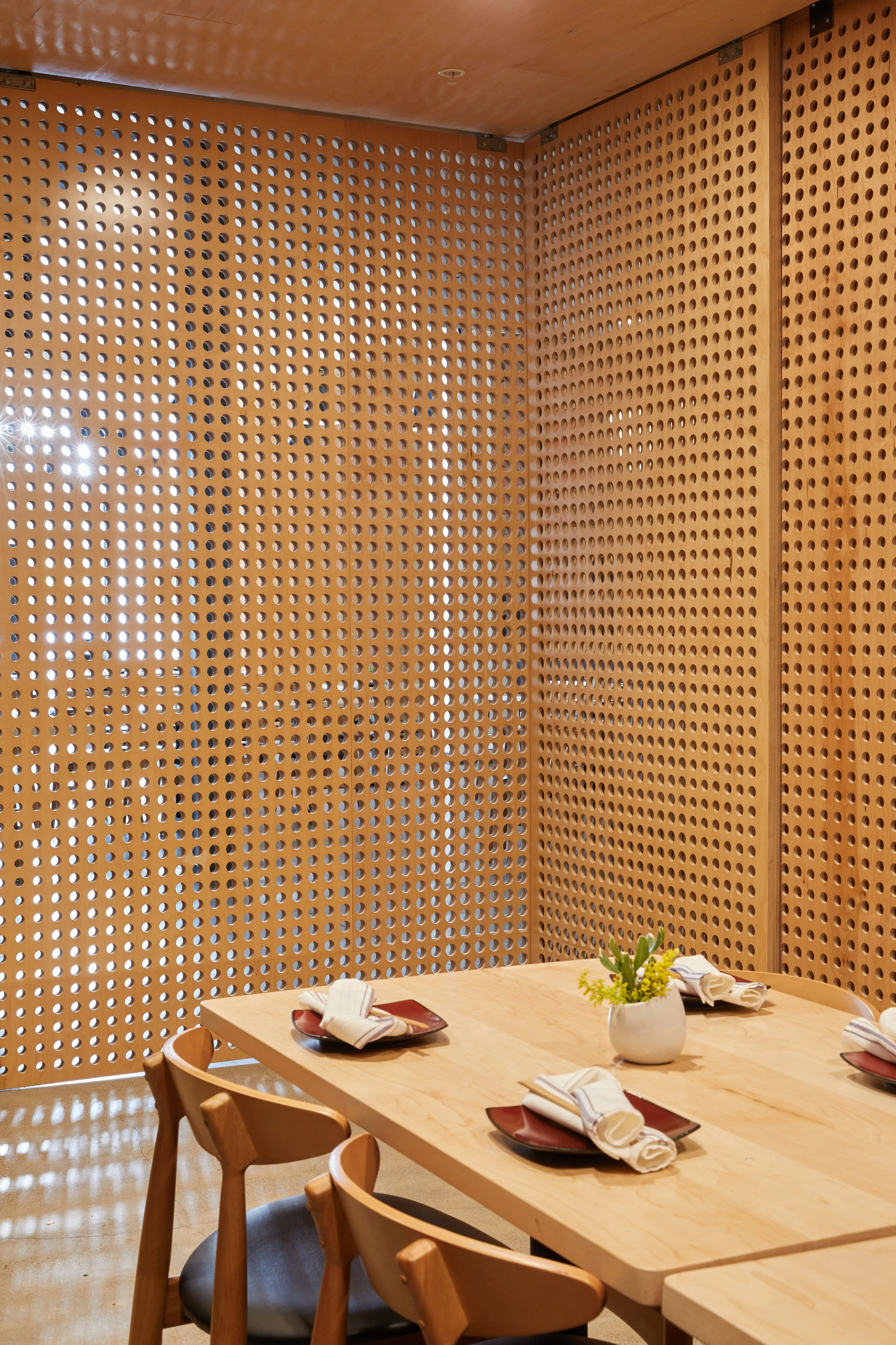 Architecture of Sake Dojo restaurant Little Tokyo, perforated partition