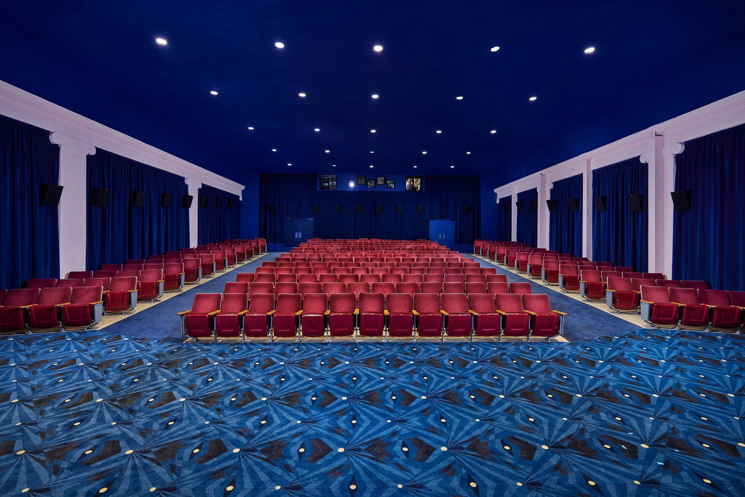 Architecture of Vidiots, theater seating layout