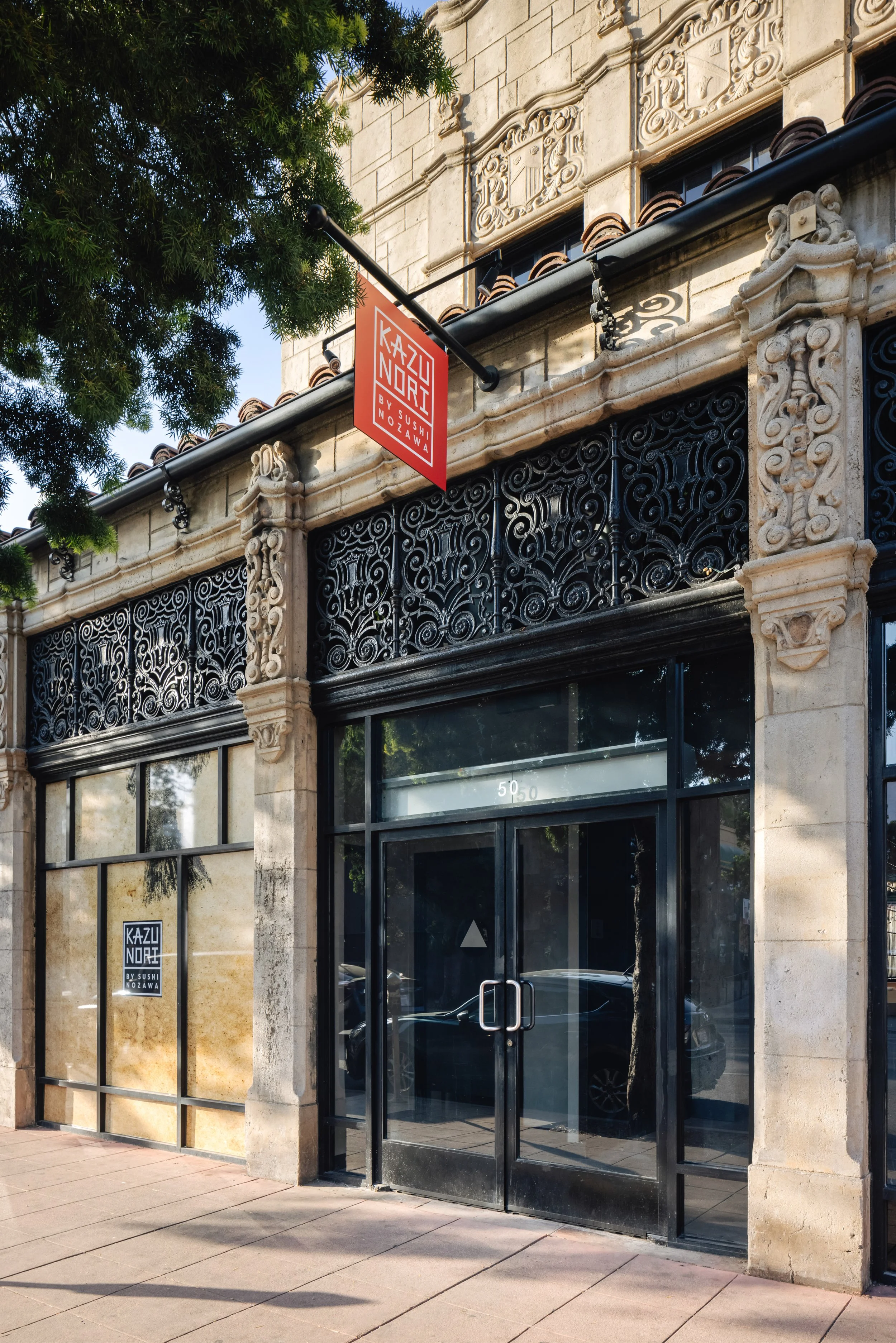 Architecture of KazuNori handroll bar in Chapman Market, Koreatown, facade and signage