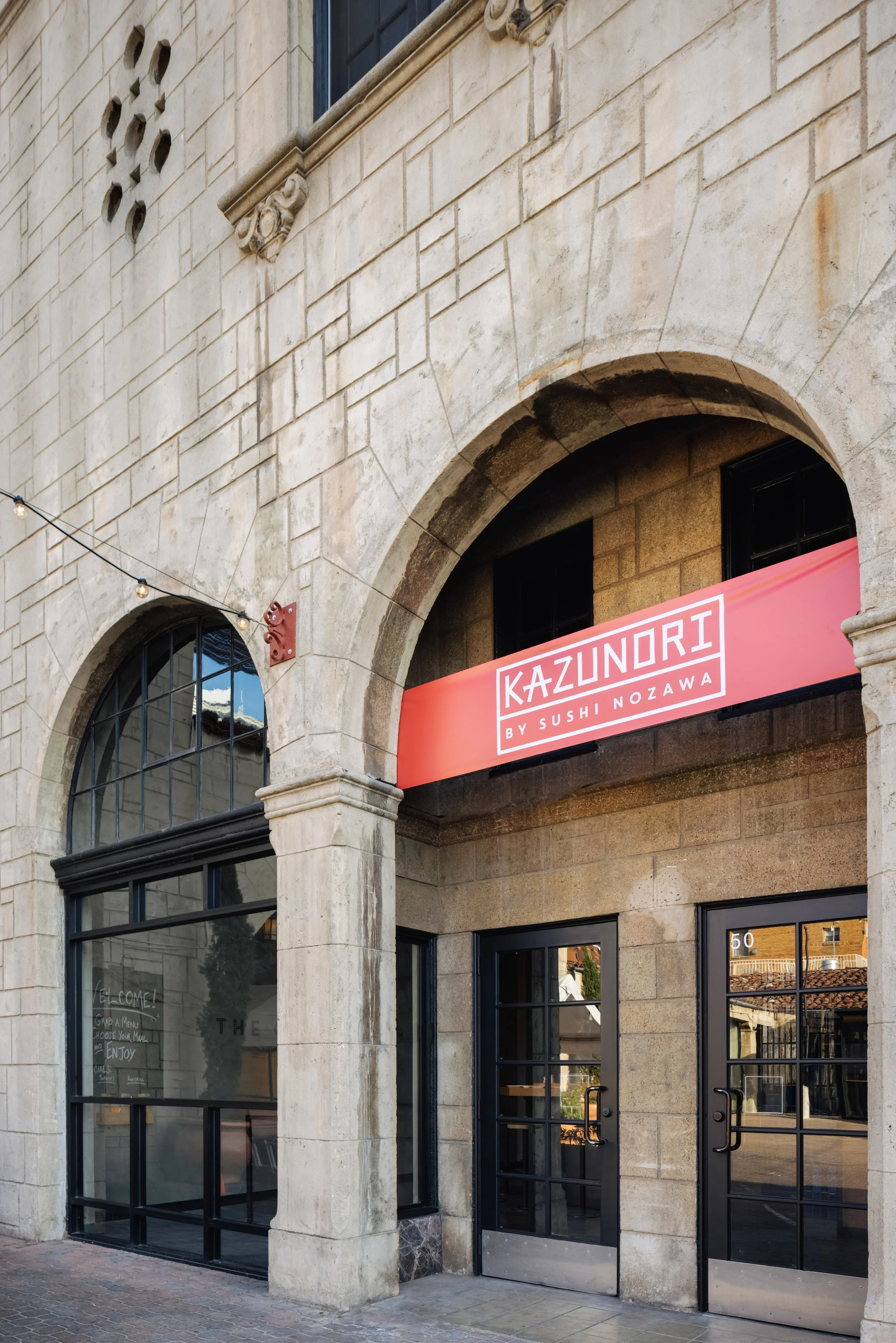 Architecture of KazuNori handroll bar in Chapman Market, Koreatown, facade and signage