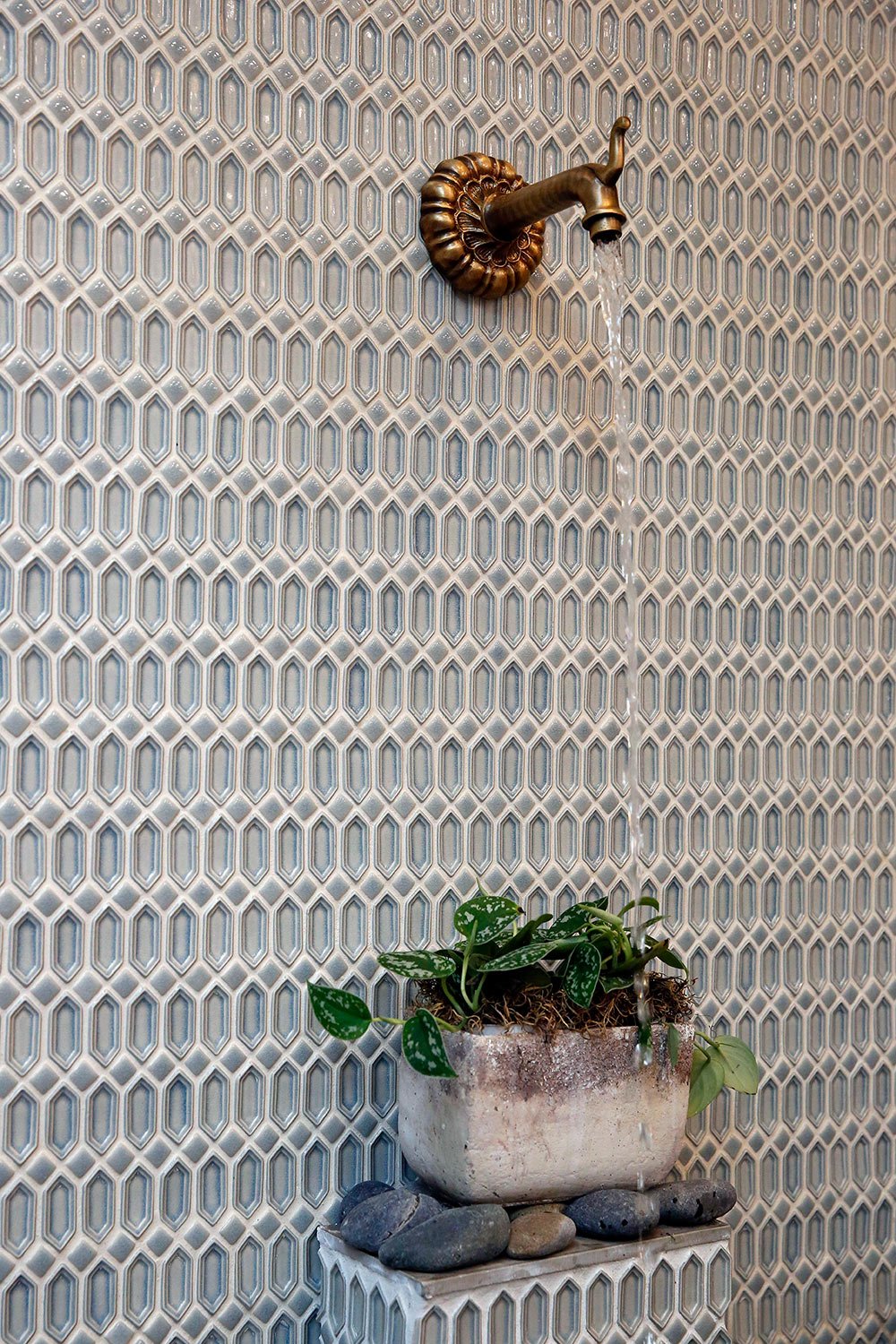 Architecture of Spring restaurant, downtown L.A., tile and fountain