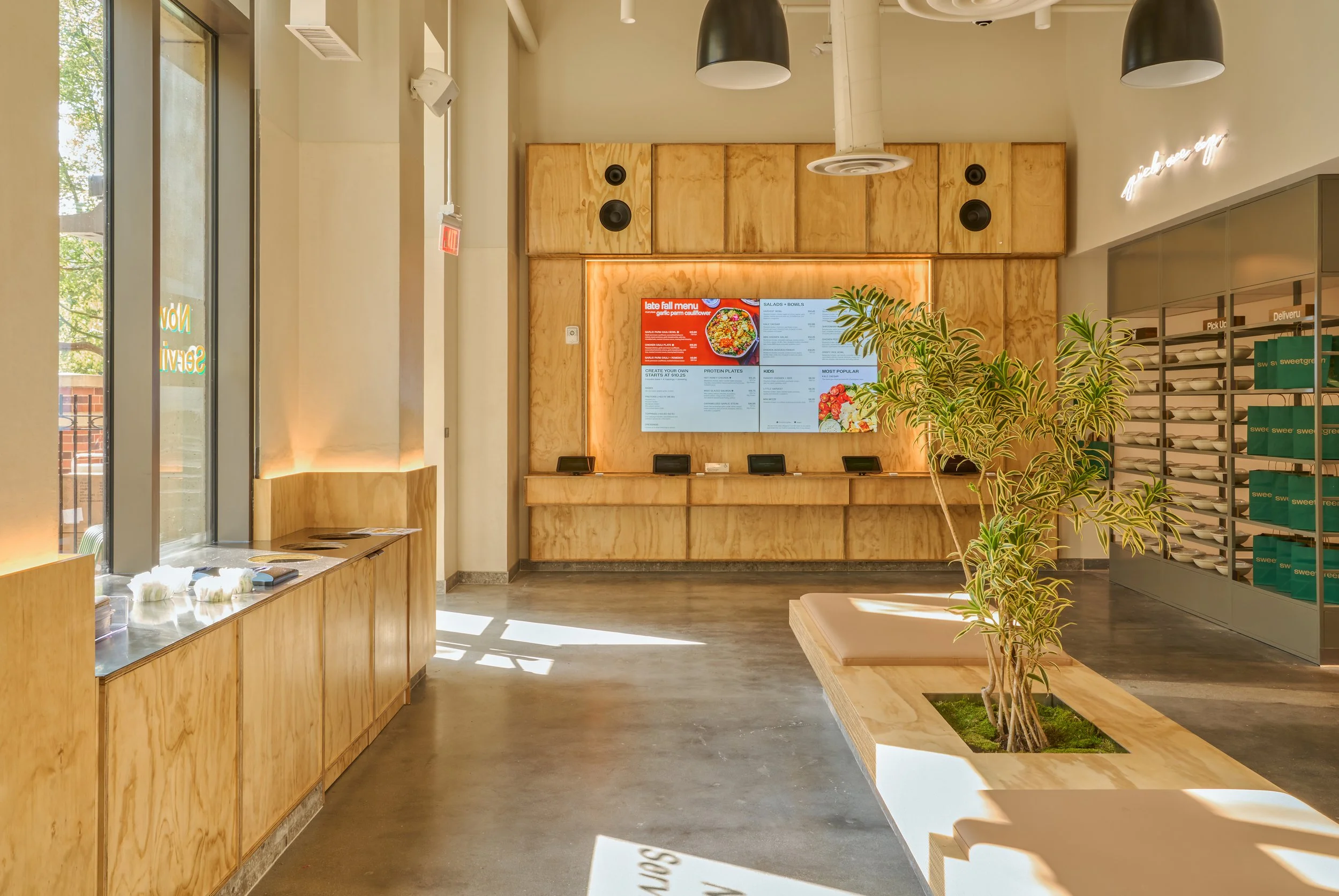 Sweetgreen USC Village2308_V1.jpg