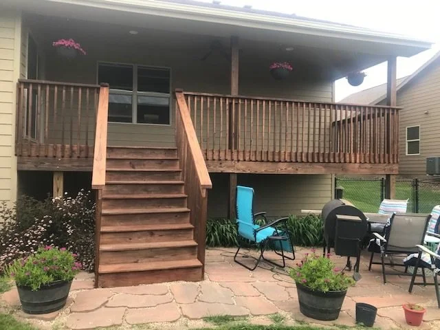 Elite Deck and Fence Stain Des Moines 2.jpg