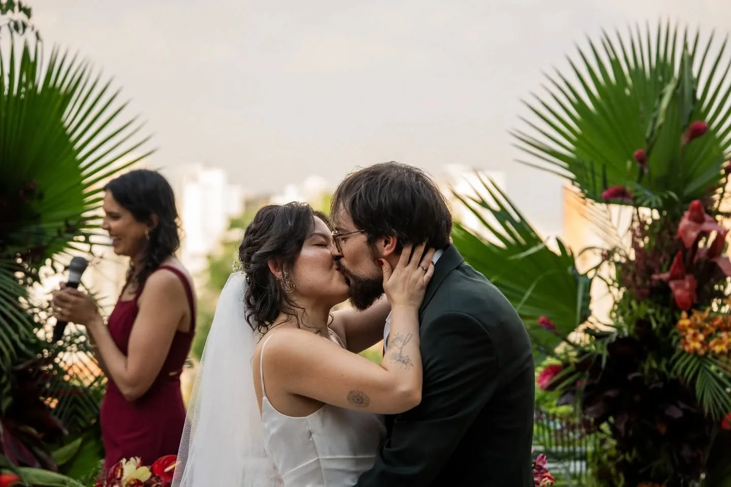 Amanda &amp; Luiz

@luzia_mello_wedding_planner 
@thisisnotaweddingfilm 
@cozy_eventos