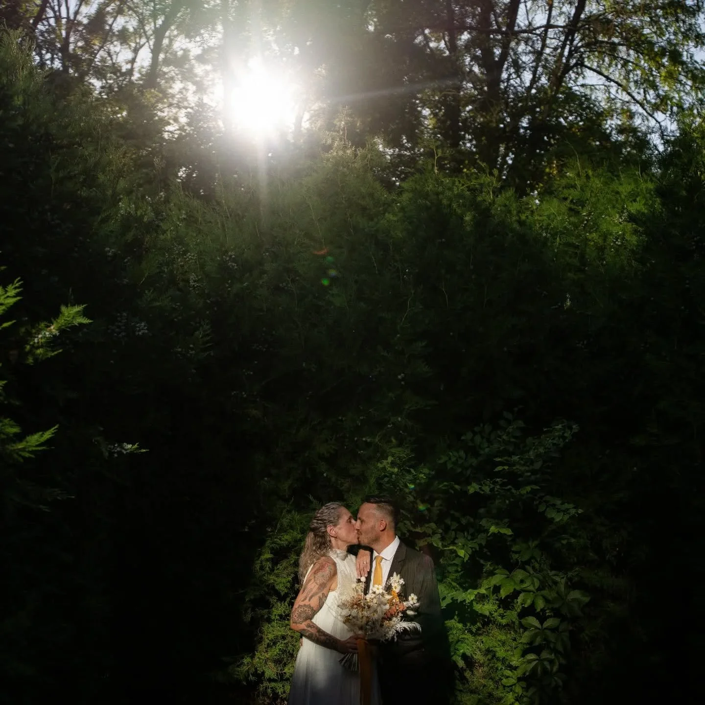 Pri &amp; Vlad, um casamento romeno parte I

Fotografia @ricardojayme
Cabelo | Maquiagem @joycefeitosabeauty 
Vestido @atelier_reverie
Sapato @ana_urbana_ 
Decora&ccedil;&atilde;o | Buqu&ecirc; @adina_rosegold.eventplanner
Local @gradinafloreasca.sal