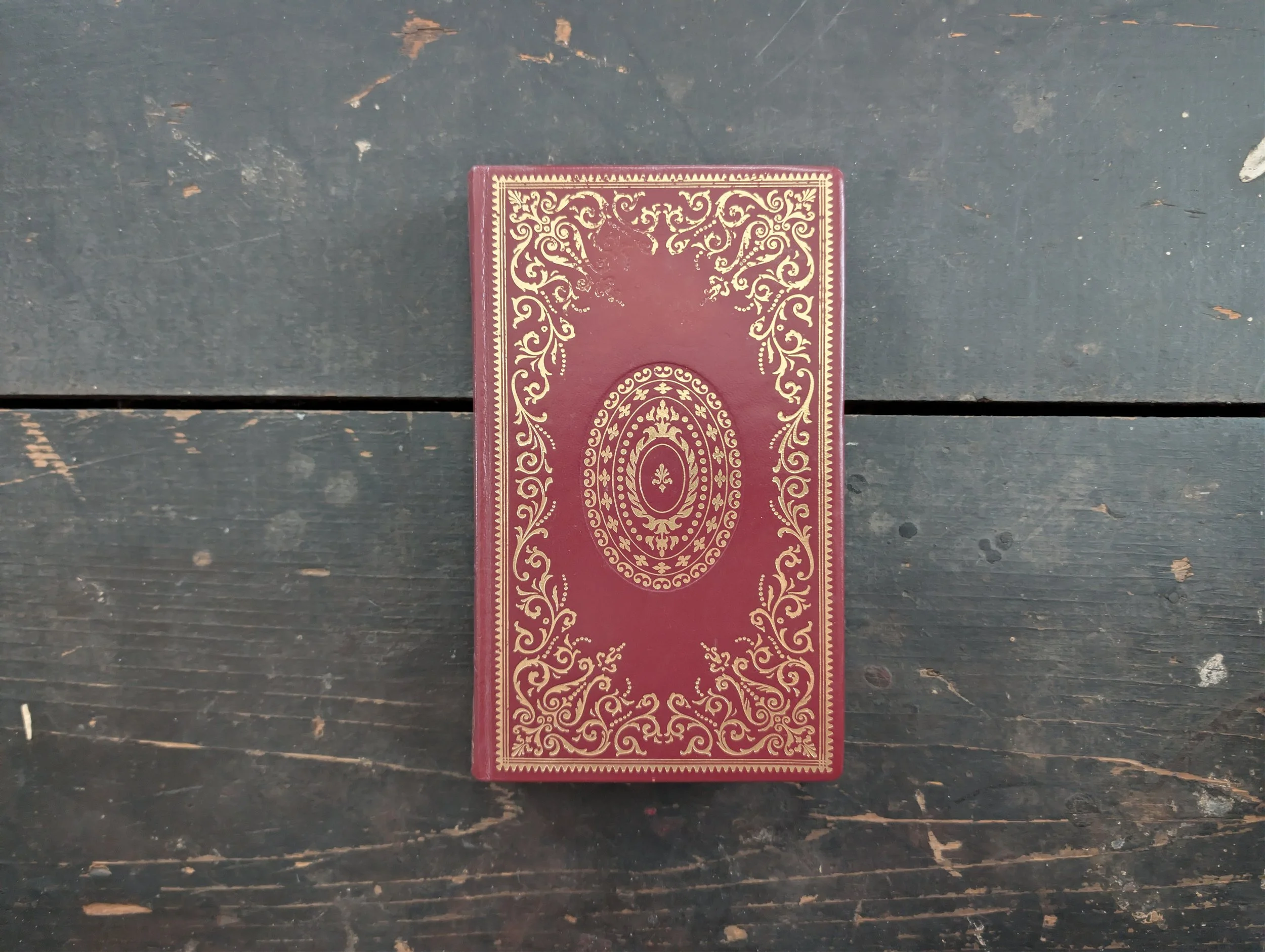 Vintage (Undated - 1967) Old Curiosity Shop Volume 1 Only by Charles Dickens - Illustrated.