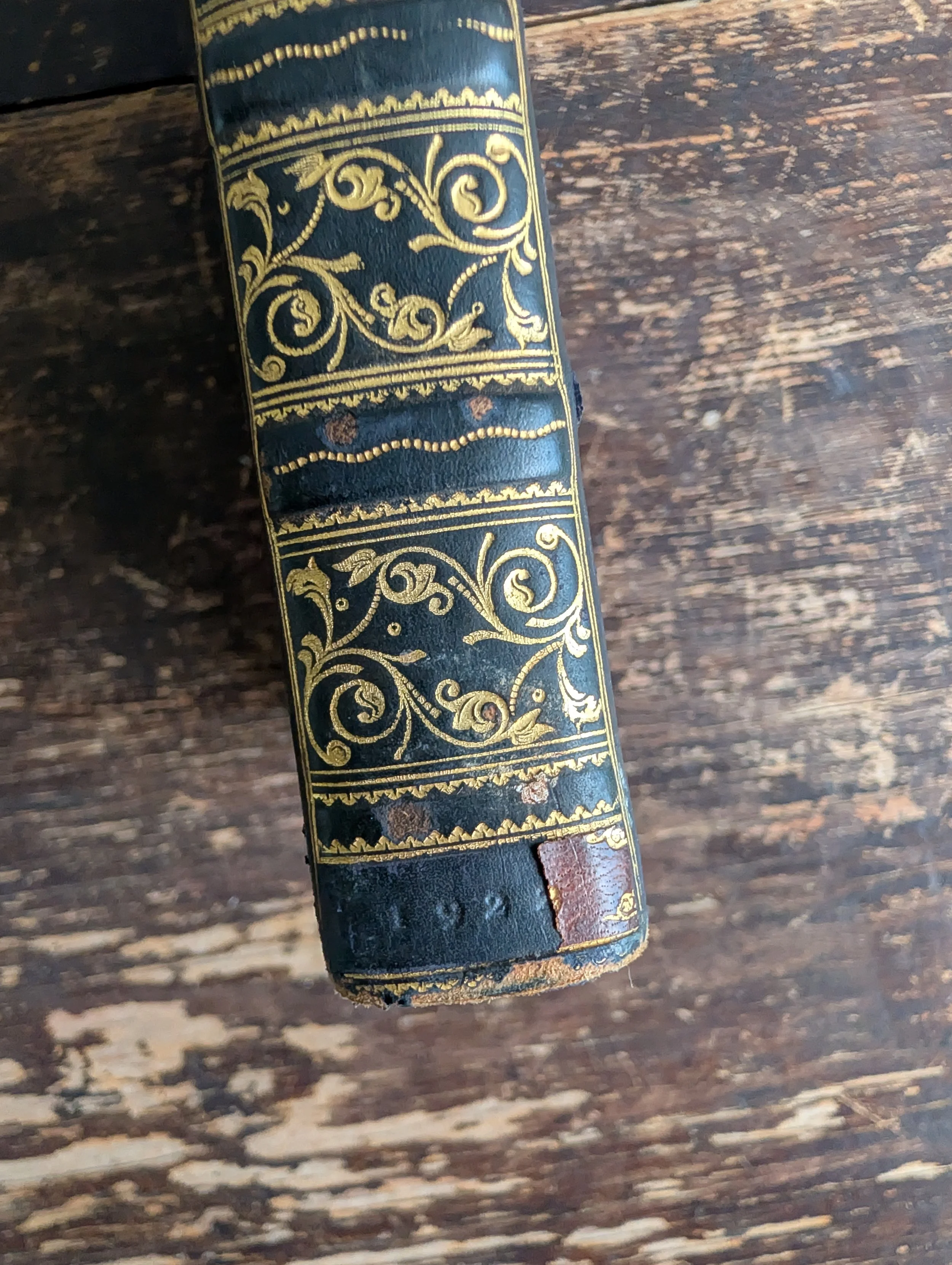 Antique (1922) The Oxford Book of English Verse 1250-1900 Chosen and Edited by Arthur Quiller-Couch