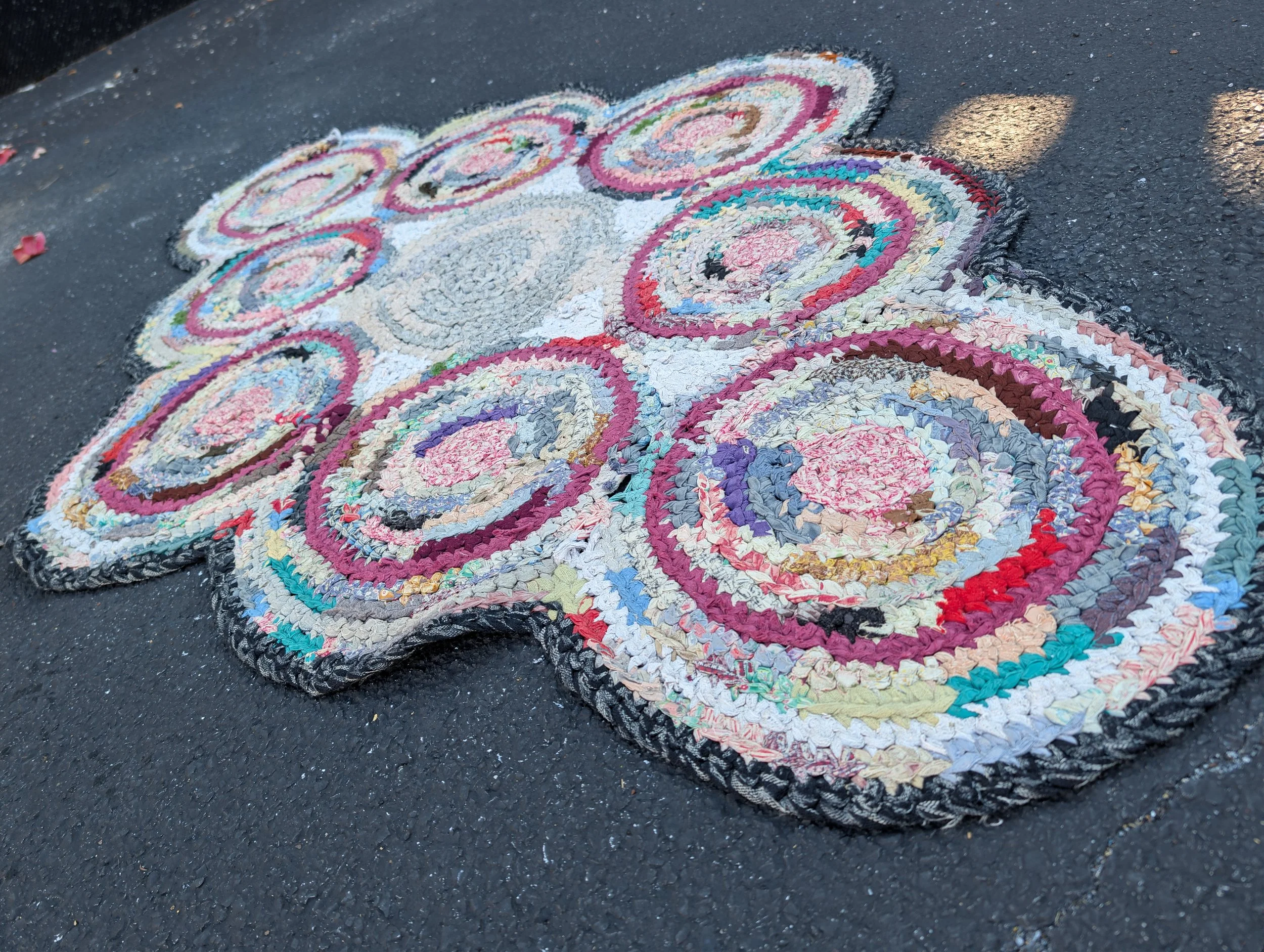 Antique (1910s) Multi-Circle Crochet Rag Rug.
