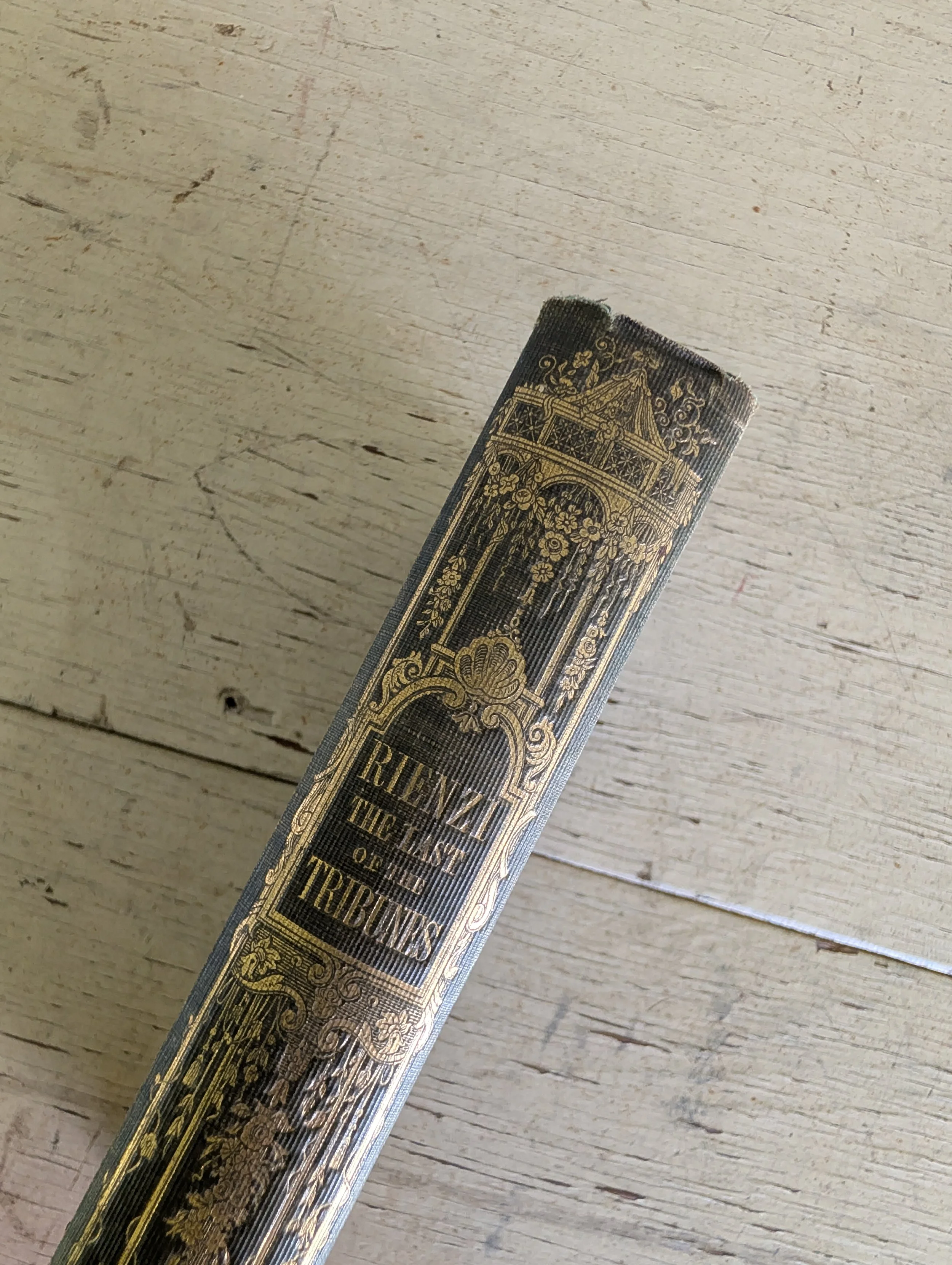 Antique (1848) Rienzi, the Last of the Roman Tribunes by Sir Edward Bulwer-Lytton - Illustrated.
