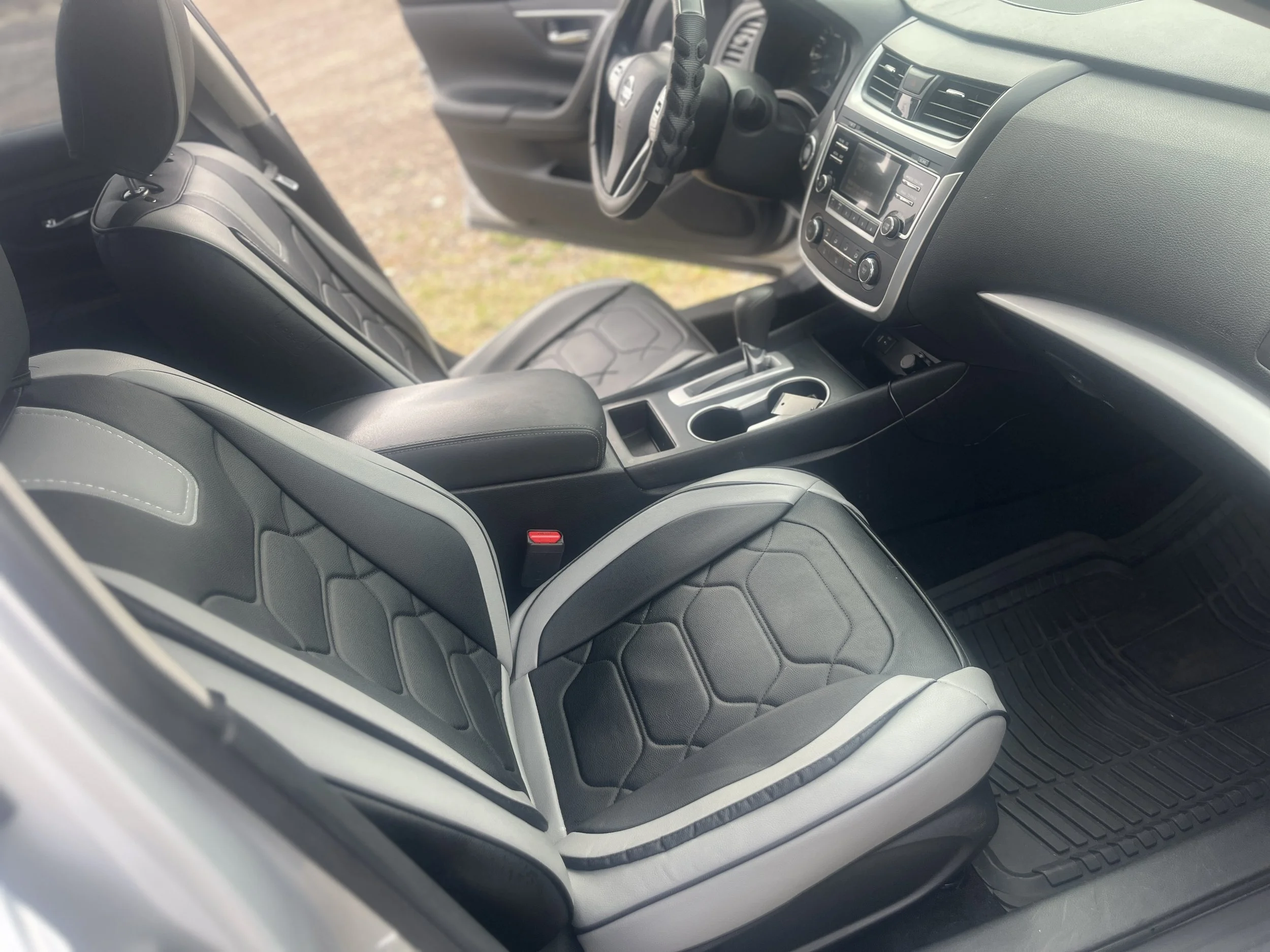 2016 Nissan Altima 11.jpg