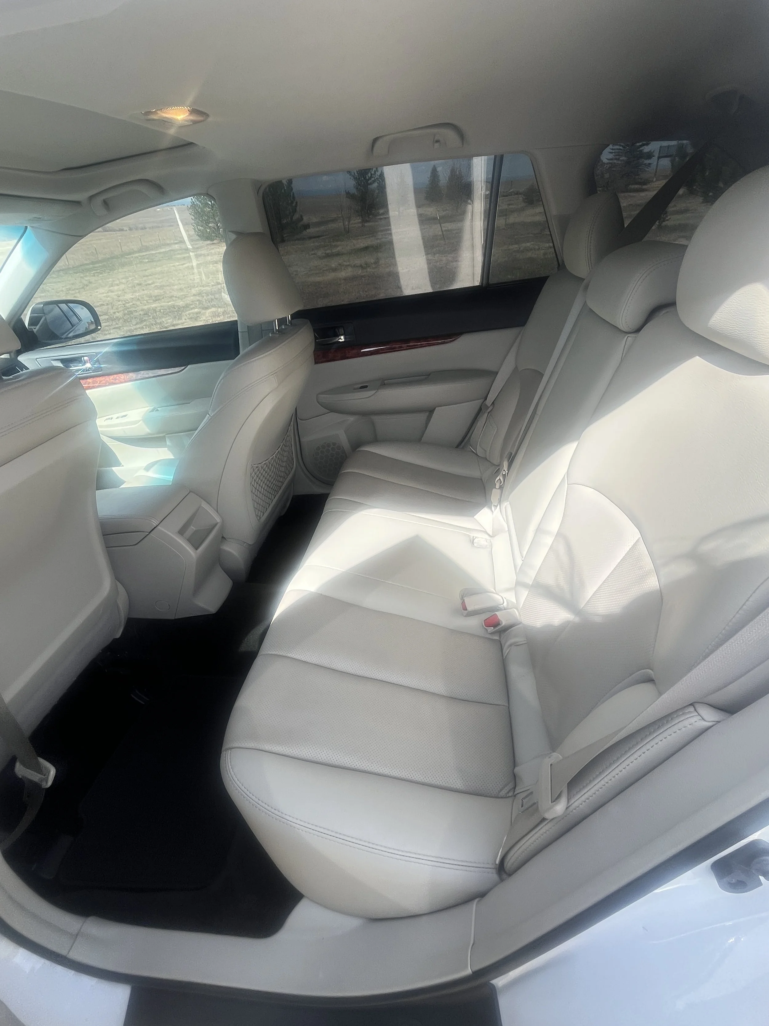 2012 Subaru Outback 7.JPG