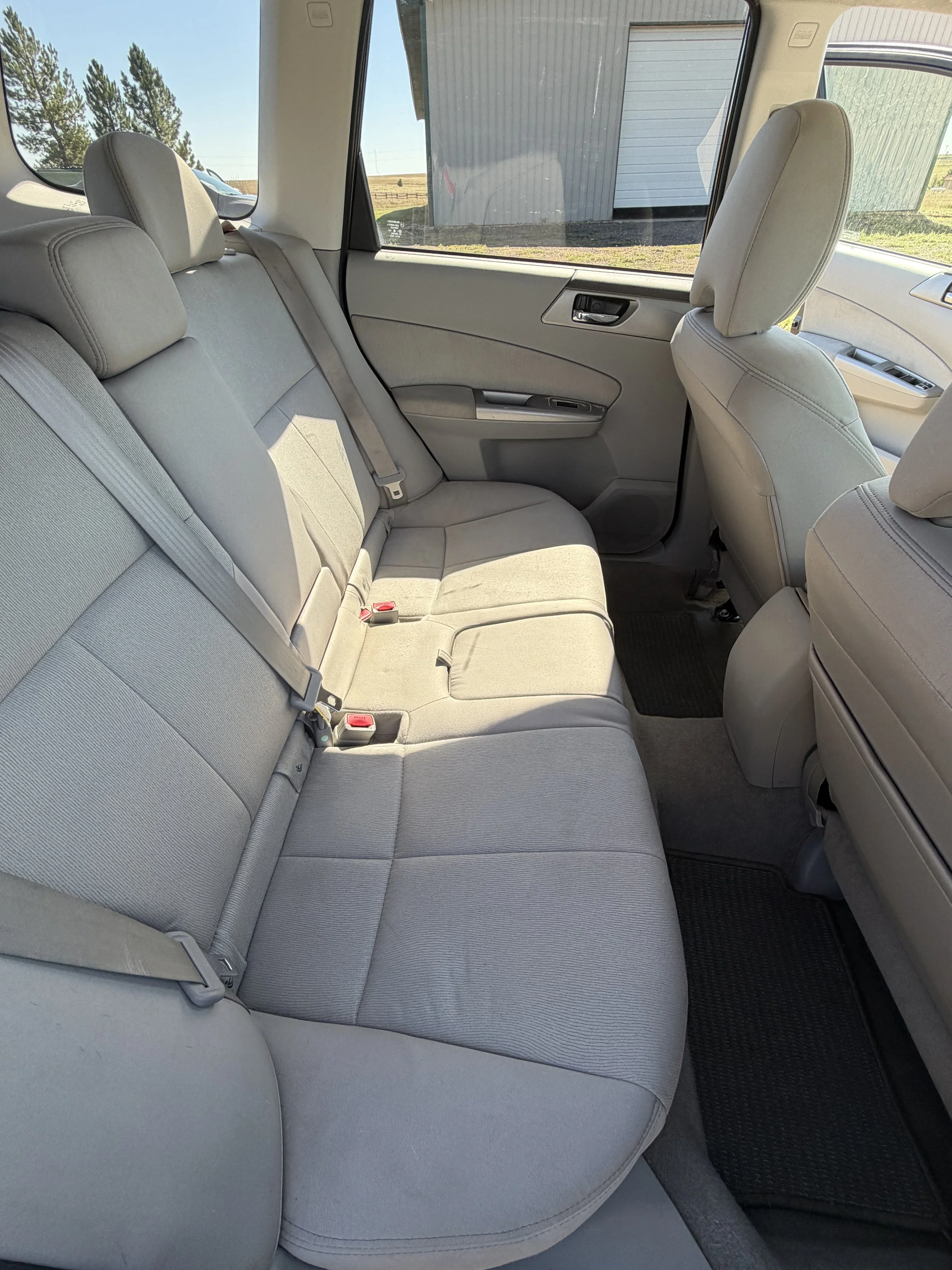 2010 Subaru Forester 19 (1).JPG