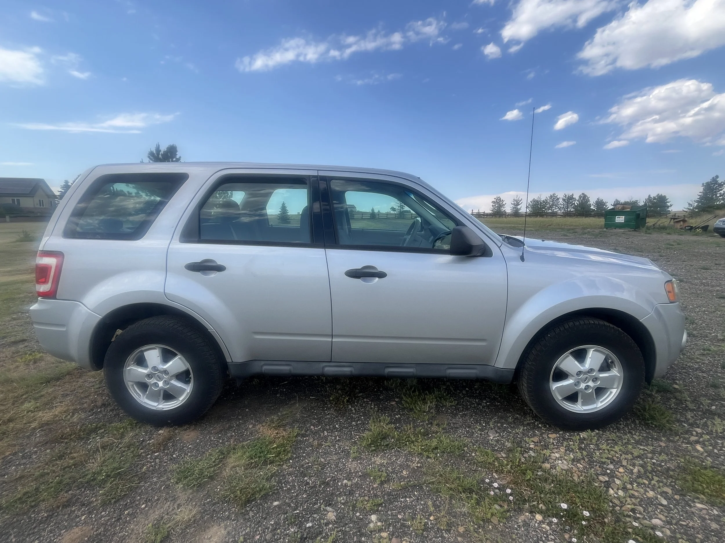 2011 Ford Escape 16.JPG