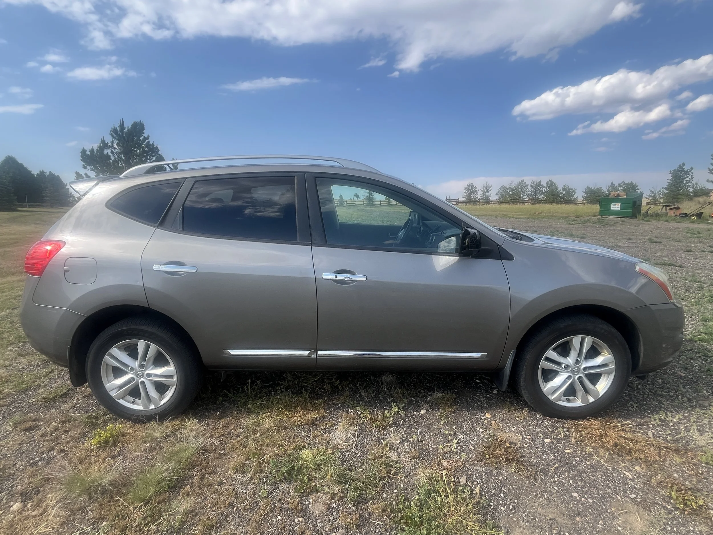 2012 Nissan Rogue 17.JPG