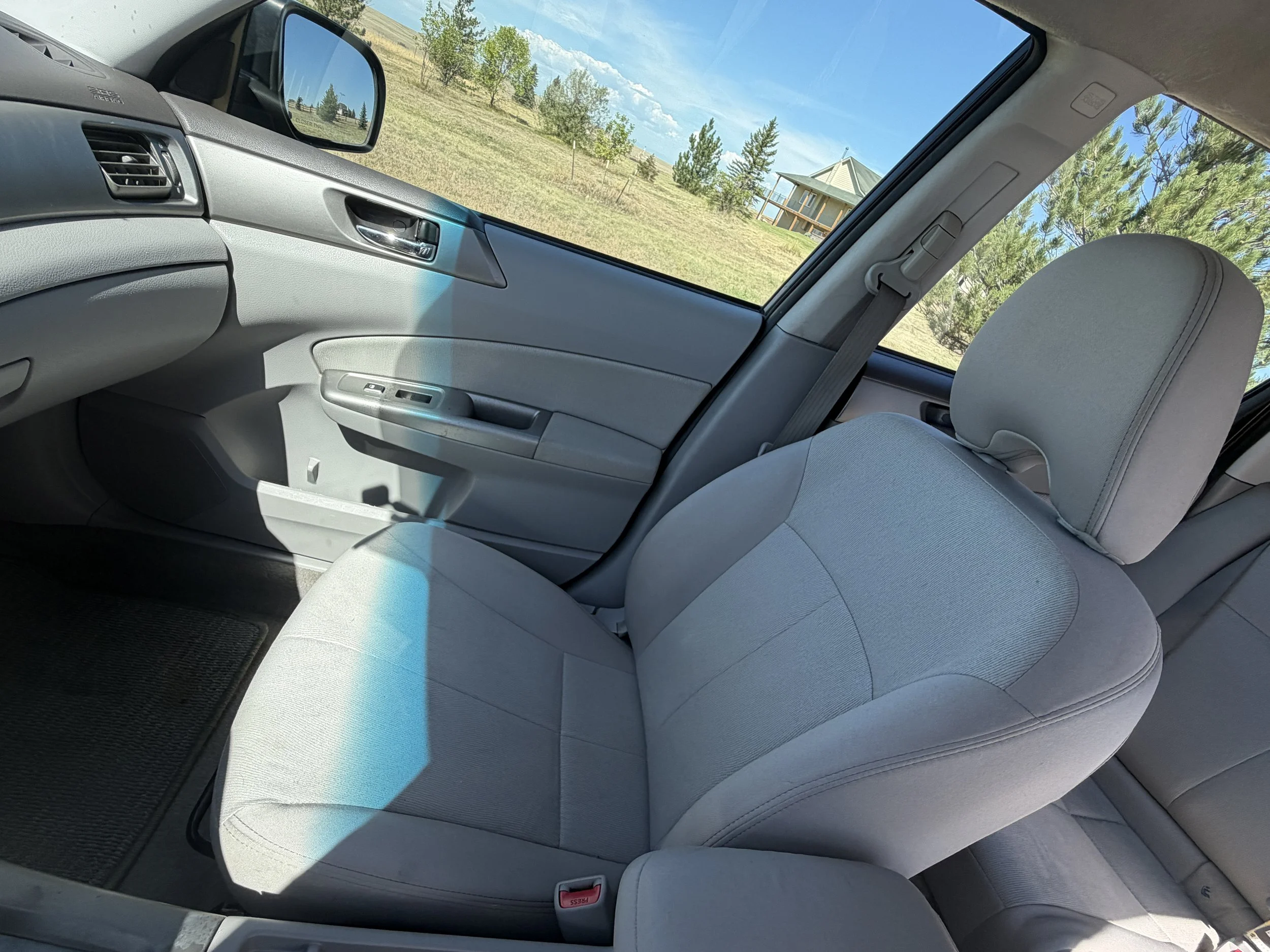 2010 Subaru Forester 25 (2).JPG