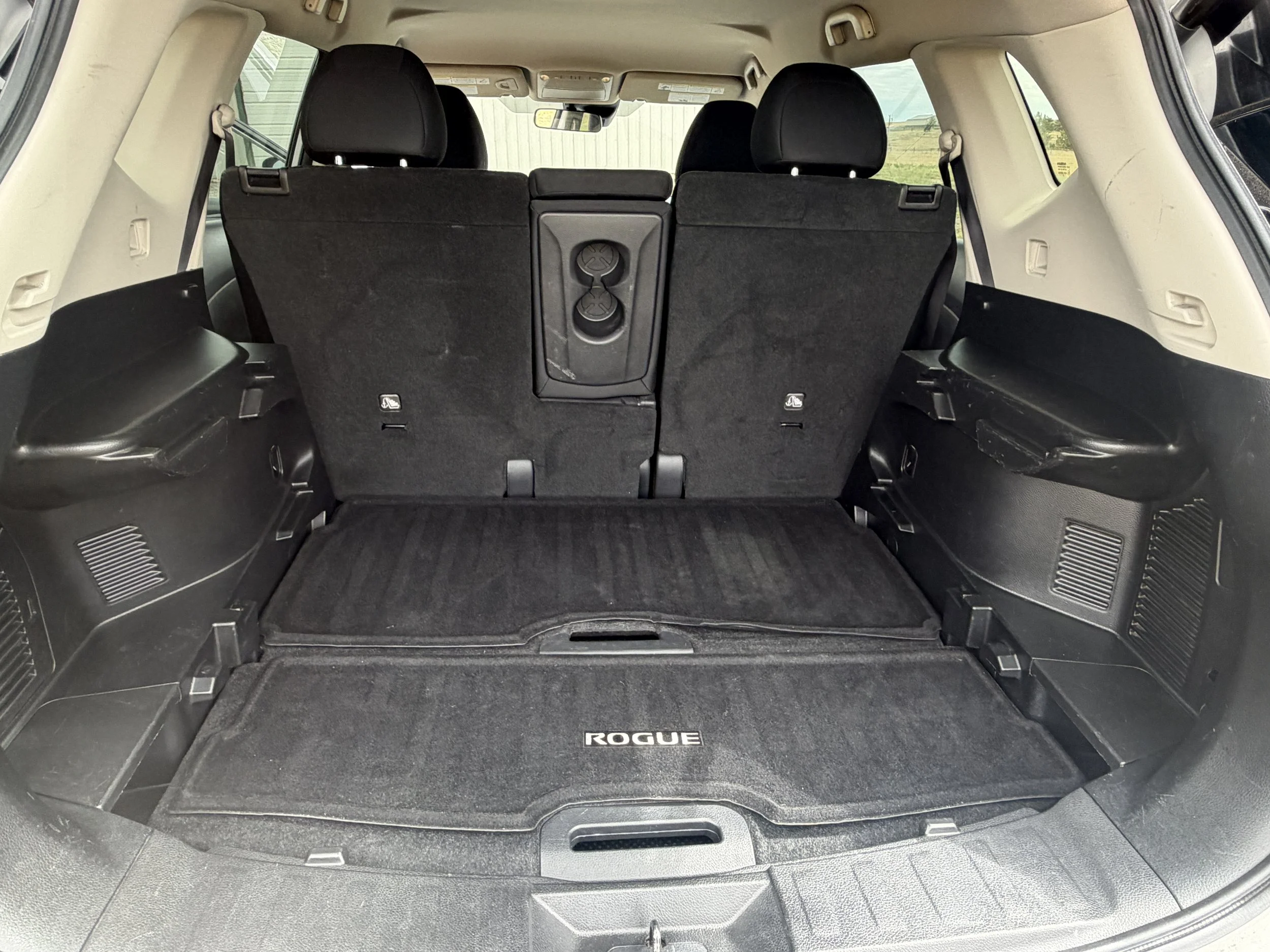 2020  Nissan Rogue SV 15.JPG