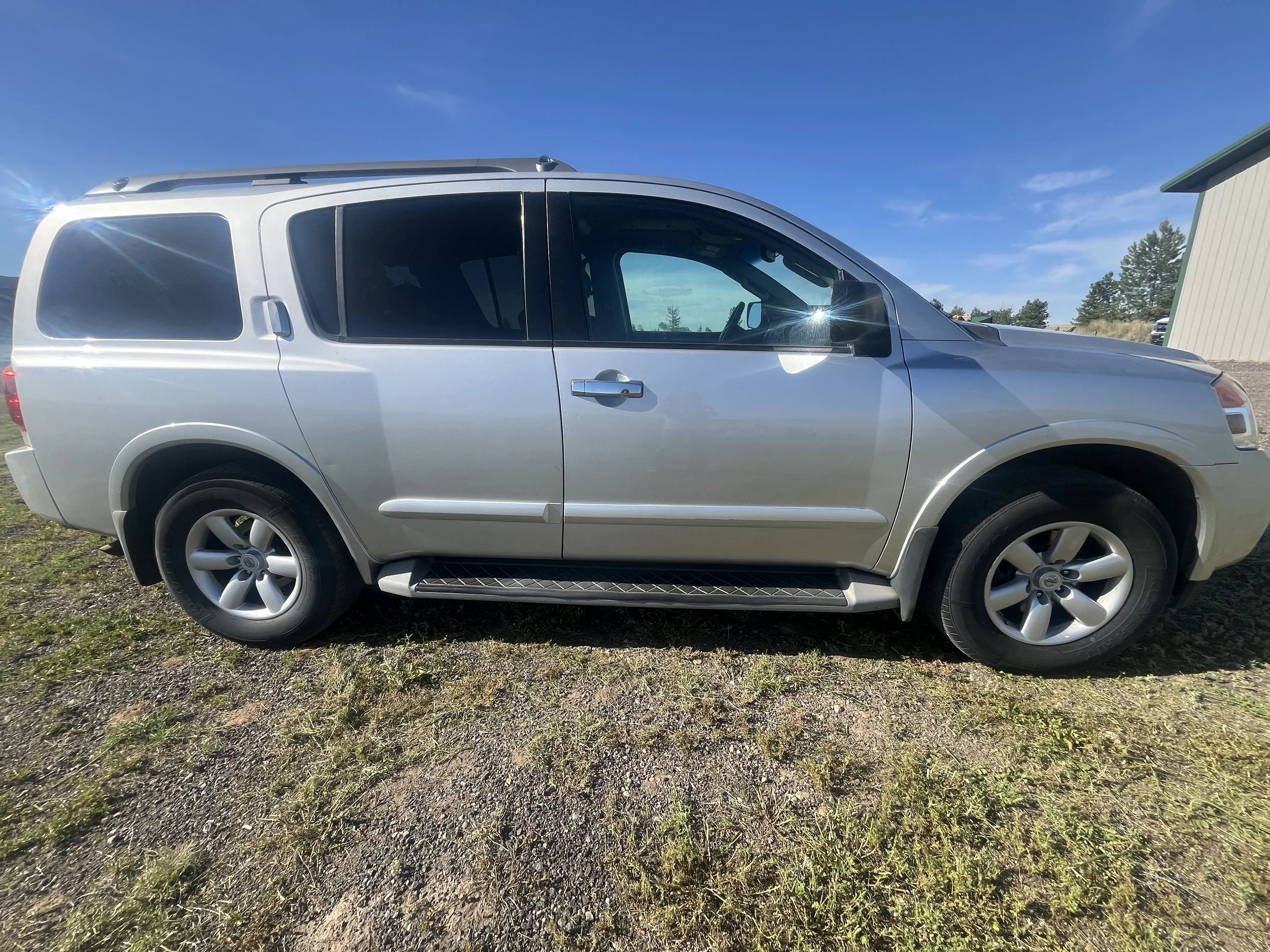 2013 Nissan Armada 17.JPG