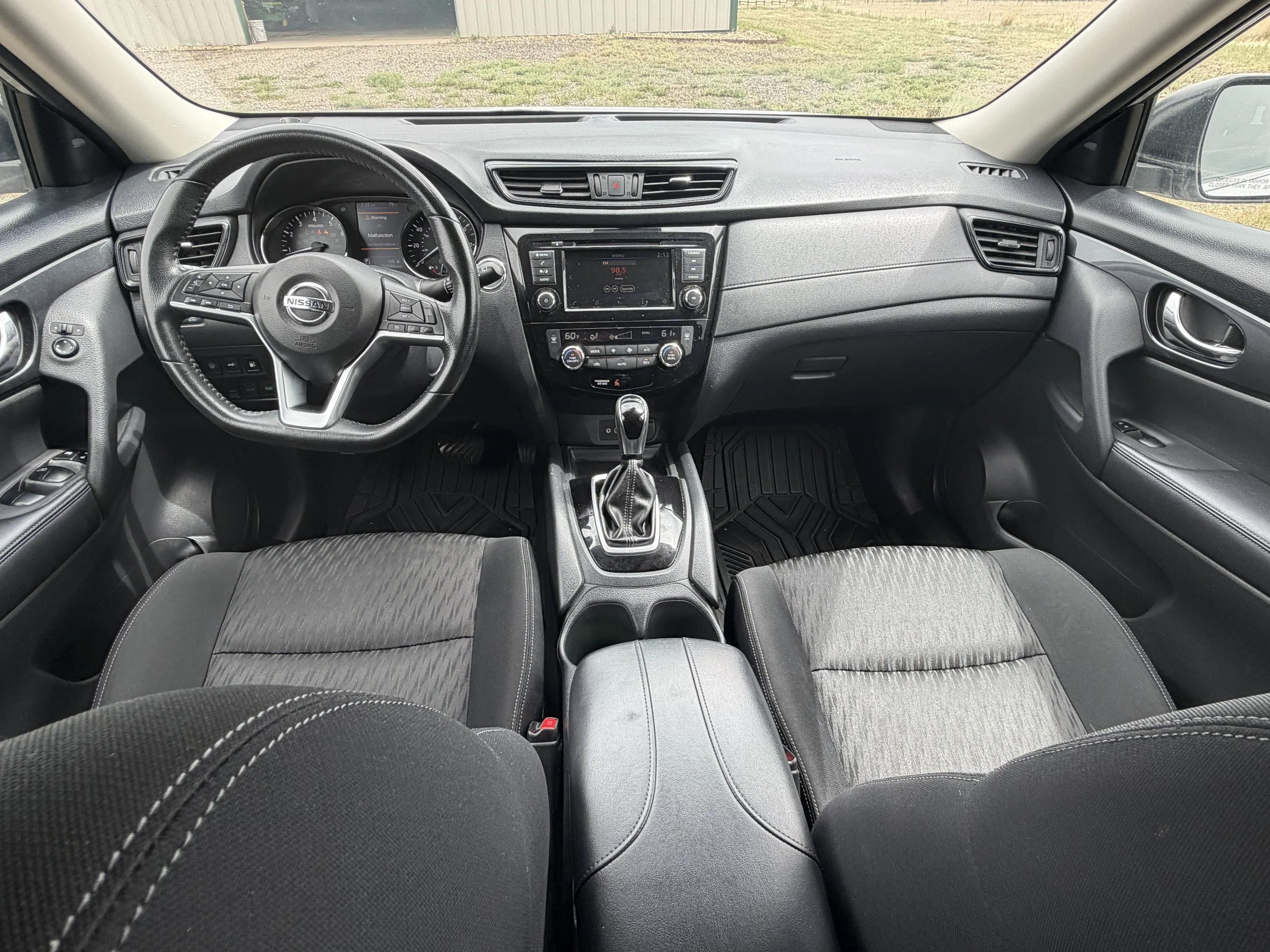 2020 Nissan Rogue SV 6 .JPG