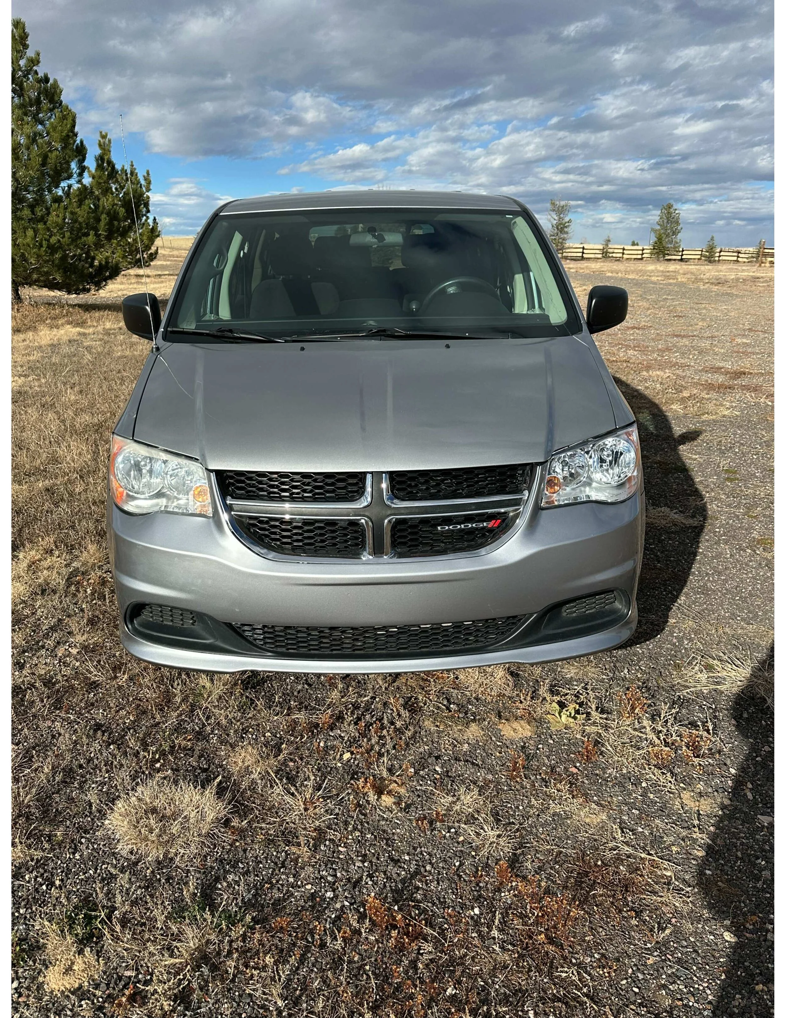 2017 Dodge Grand Caravan SE - Photo 2