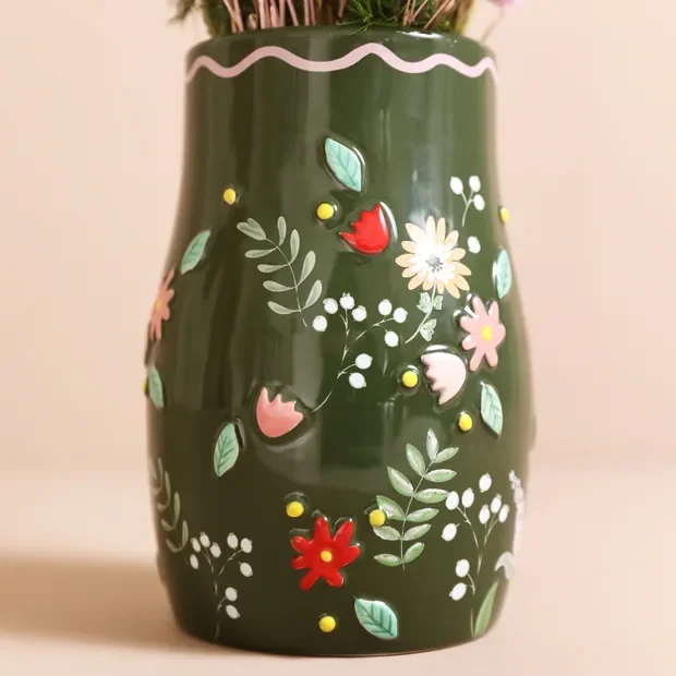floral vase close up.webp