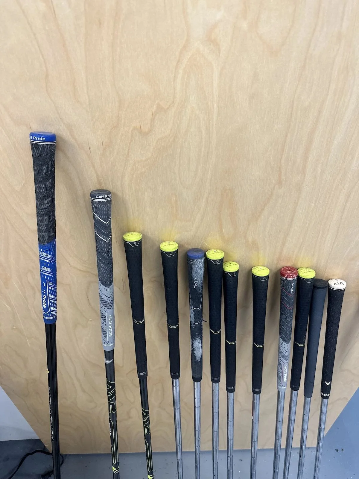 worn vs new golf grips showing grip wear and replacement timing in Austin Texas