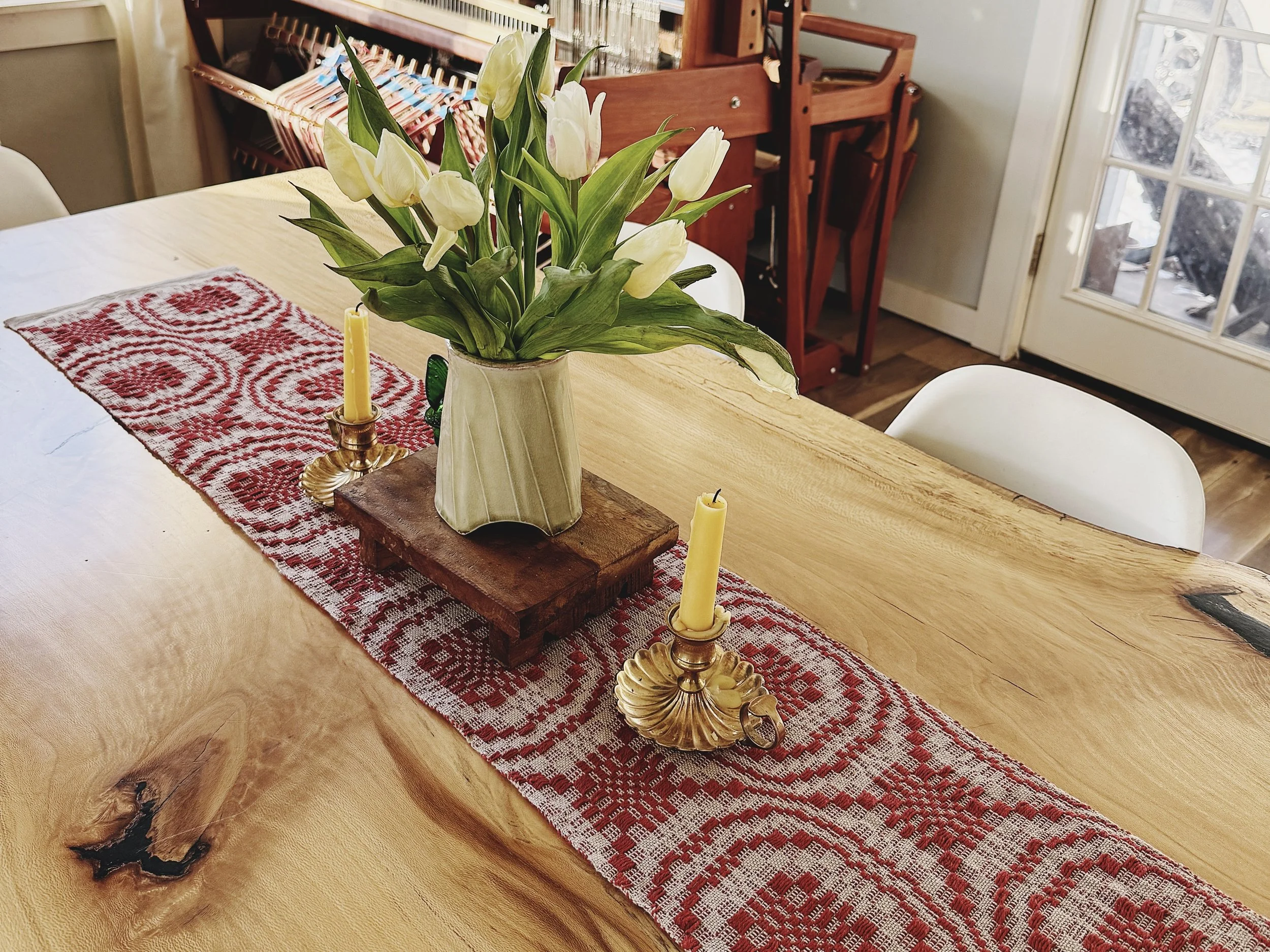 arshiakhan_tablerunner.jpg