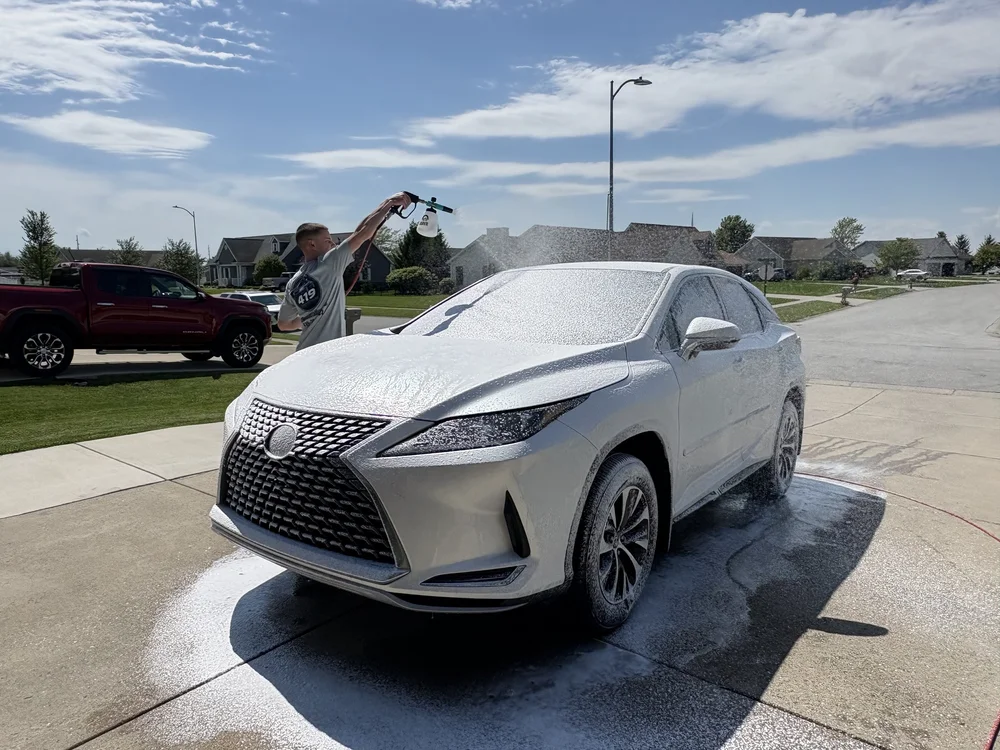 Foam cannon vehicle wash