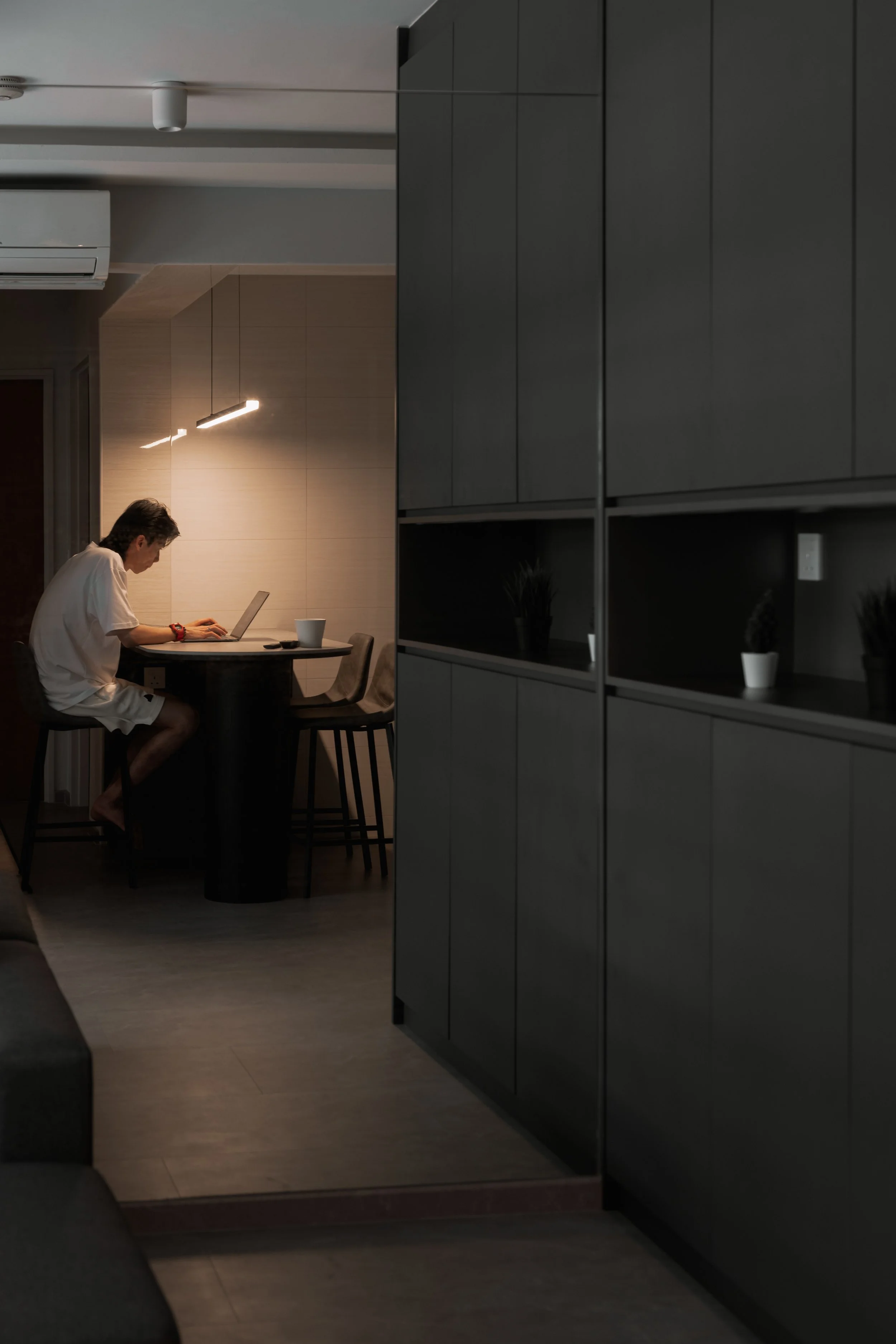 131 Canberra WY-4.JPG