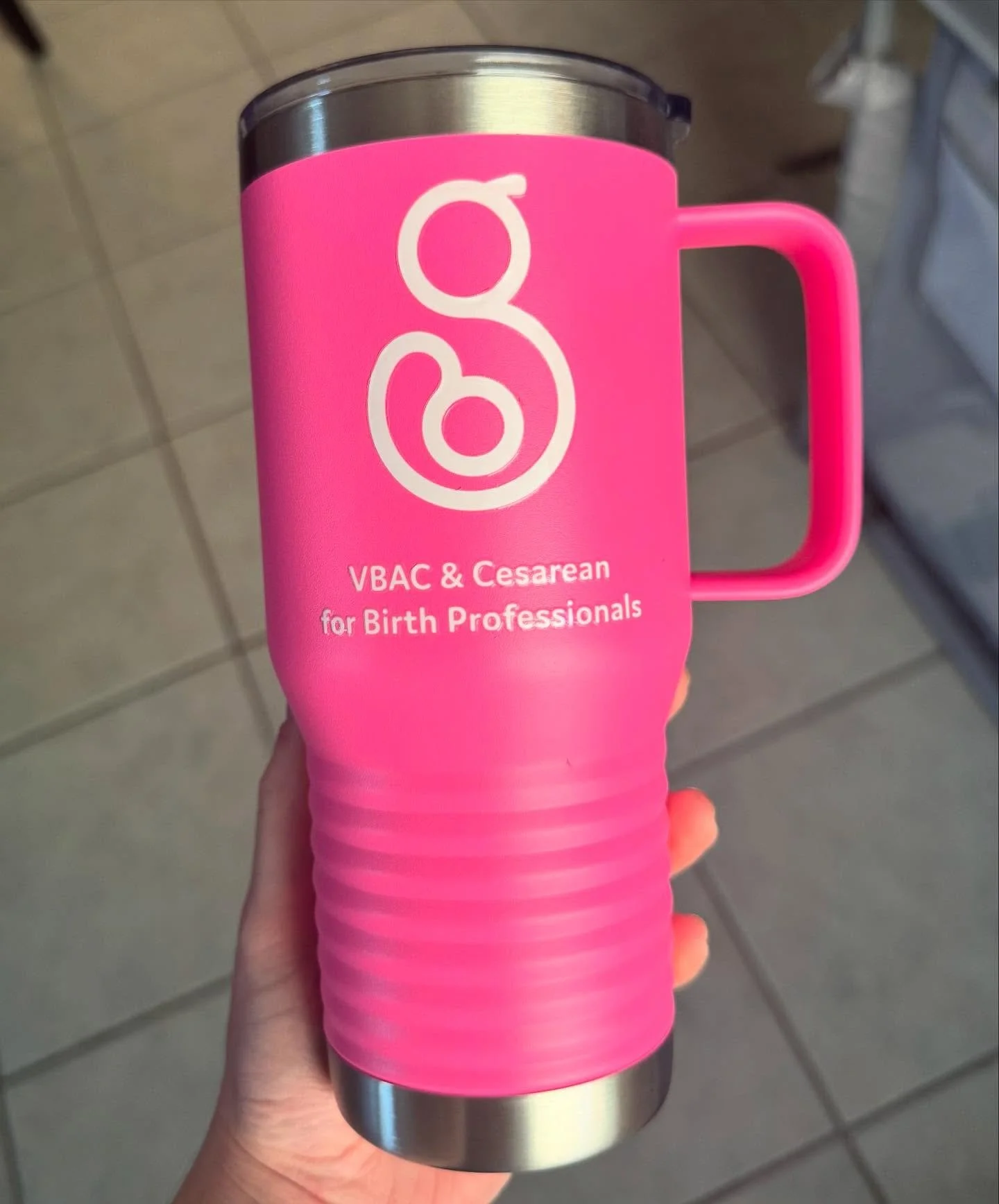 She is here! 😍 Thank you @thehannahgill for the thoughtful gift! Your course on VBAC and Cesarean births was very informative! Thank you for your dedication to providing knowledge in this space to birth workers and families 🩷

#doula #doulaservices